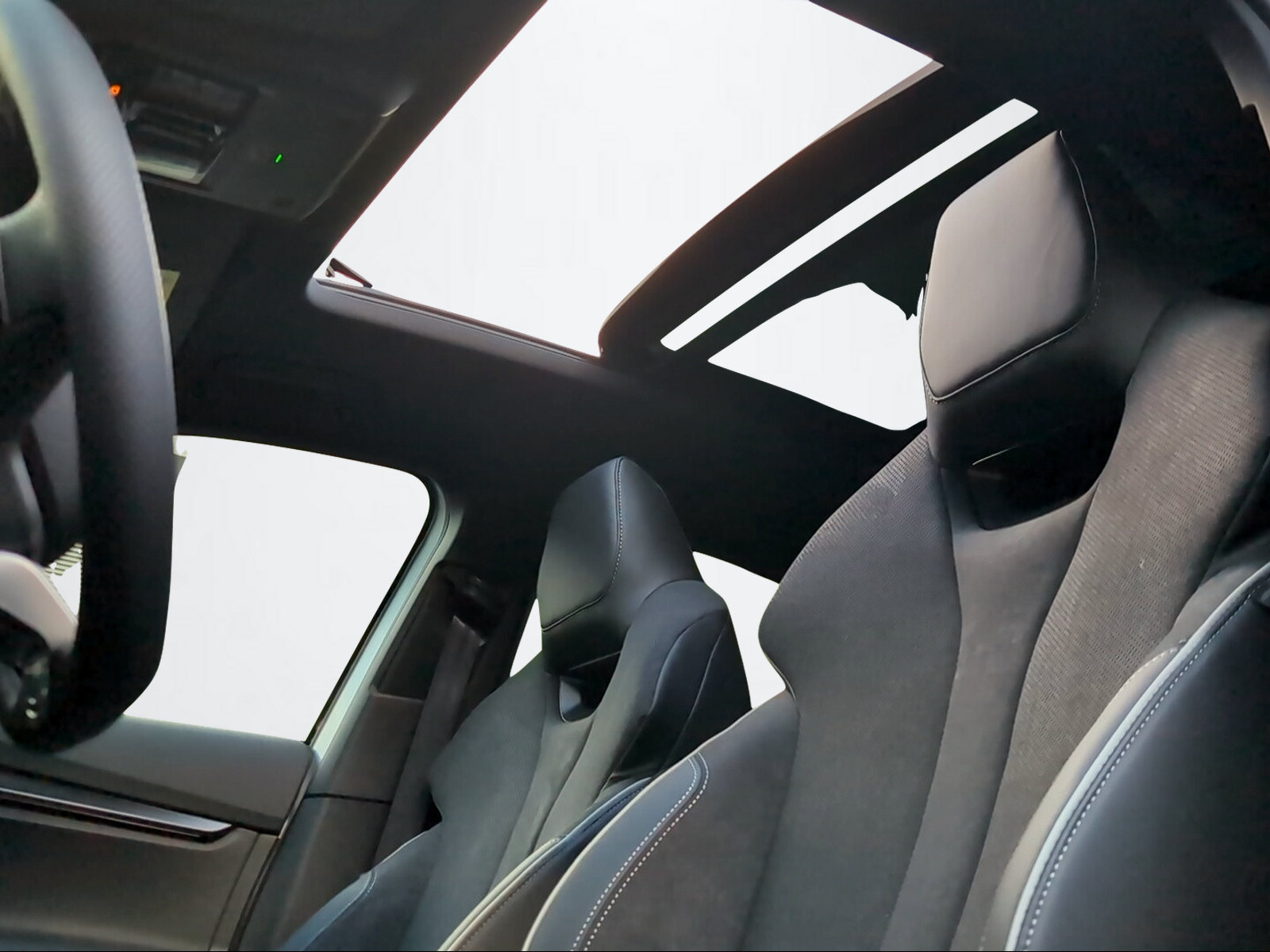 SKODA Enyaq 85x SportLine-image-13