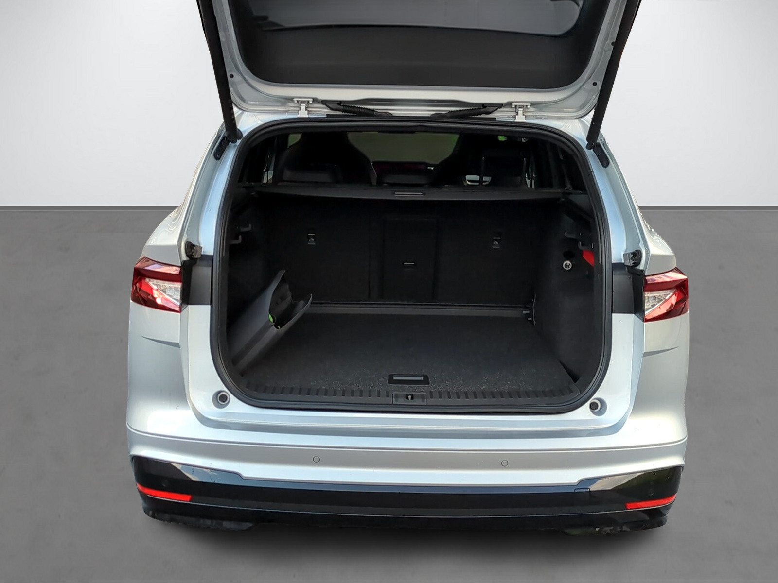 SKODA Enyaq 85x SportLine-image-11
