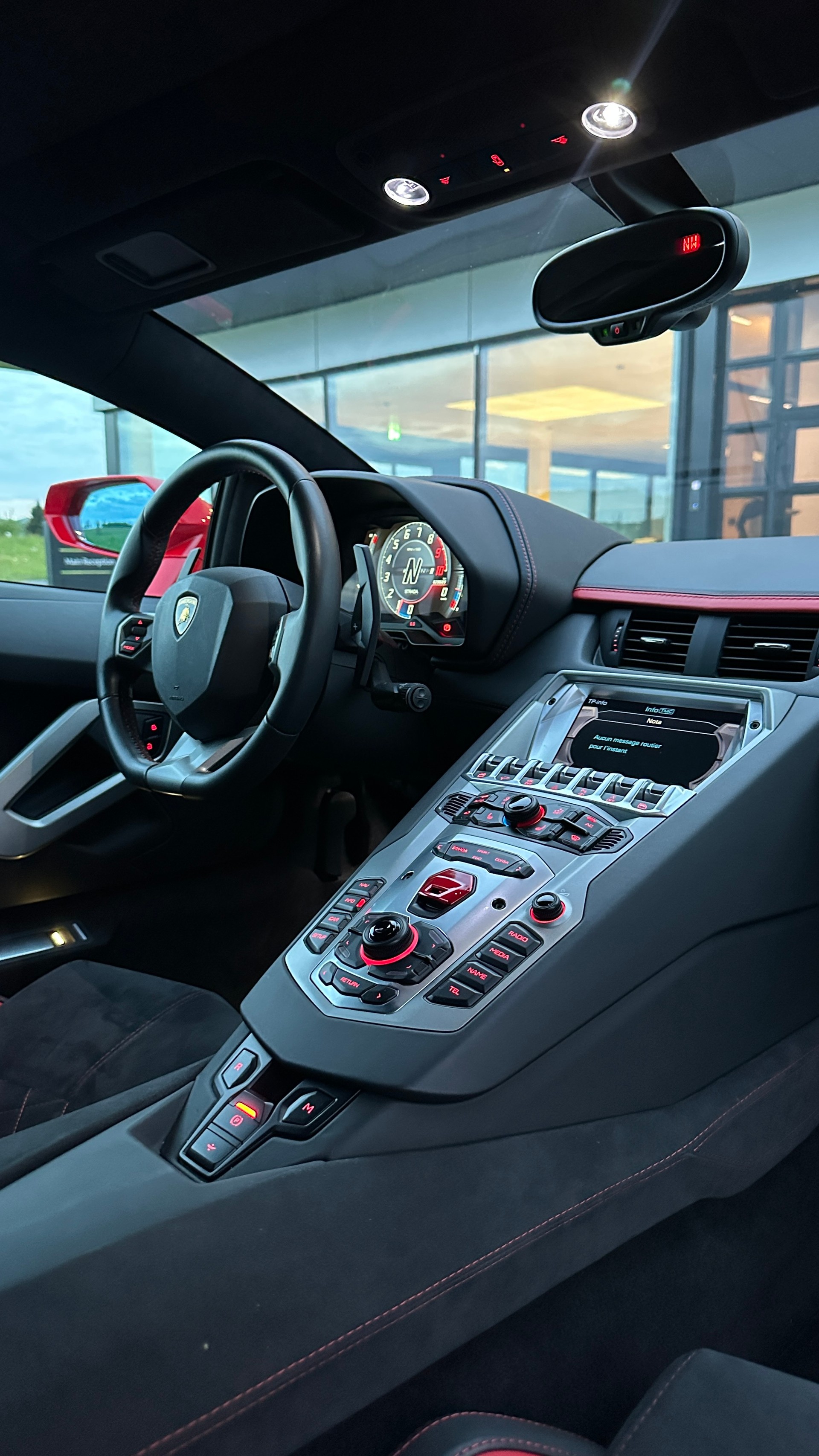 LAMBORGHINI Aventador S LP740-4 Coupé E-Gear-image-15