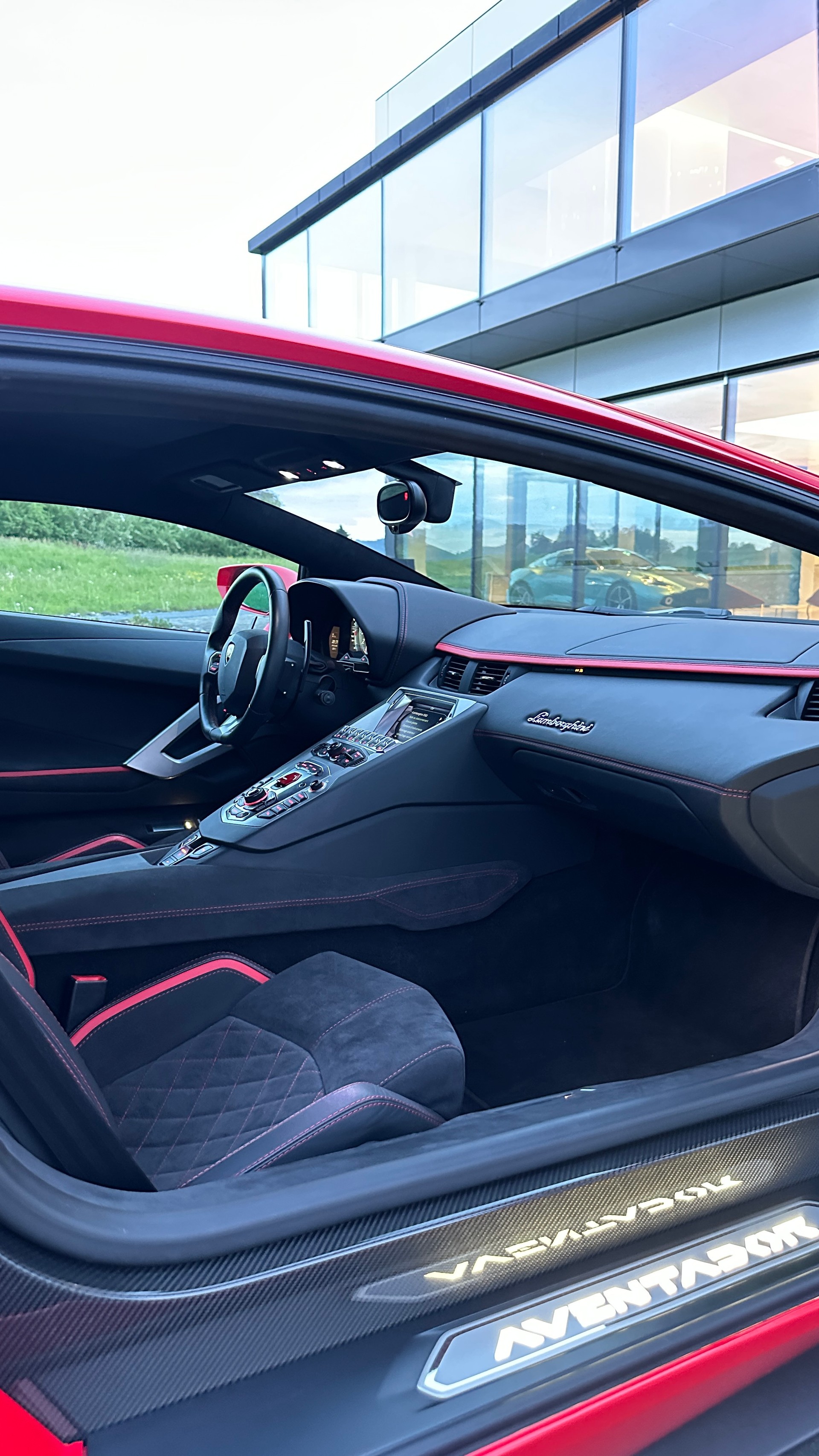 LAMBORGHINI Aventador S LP740-4 Coupé E-Gear-image-14