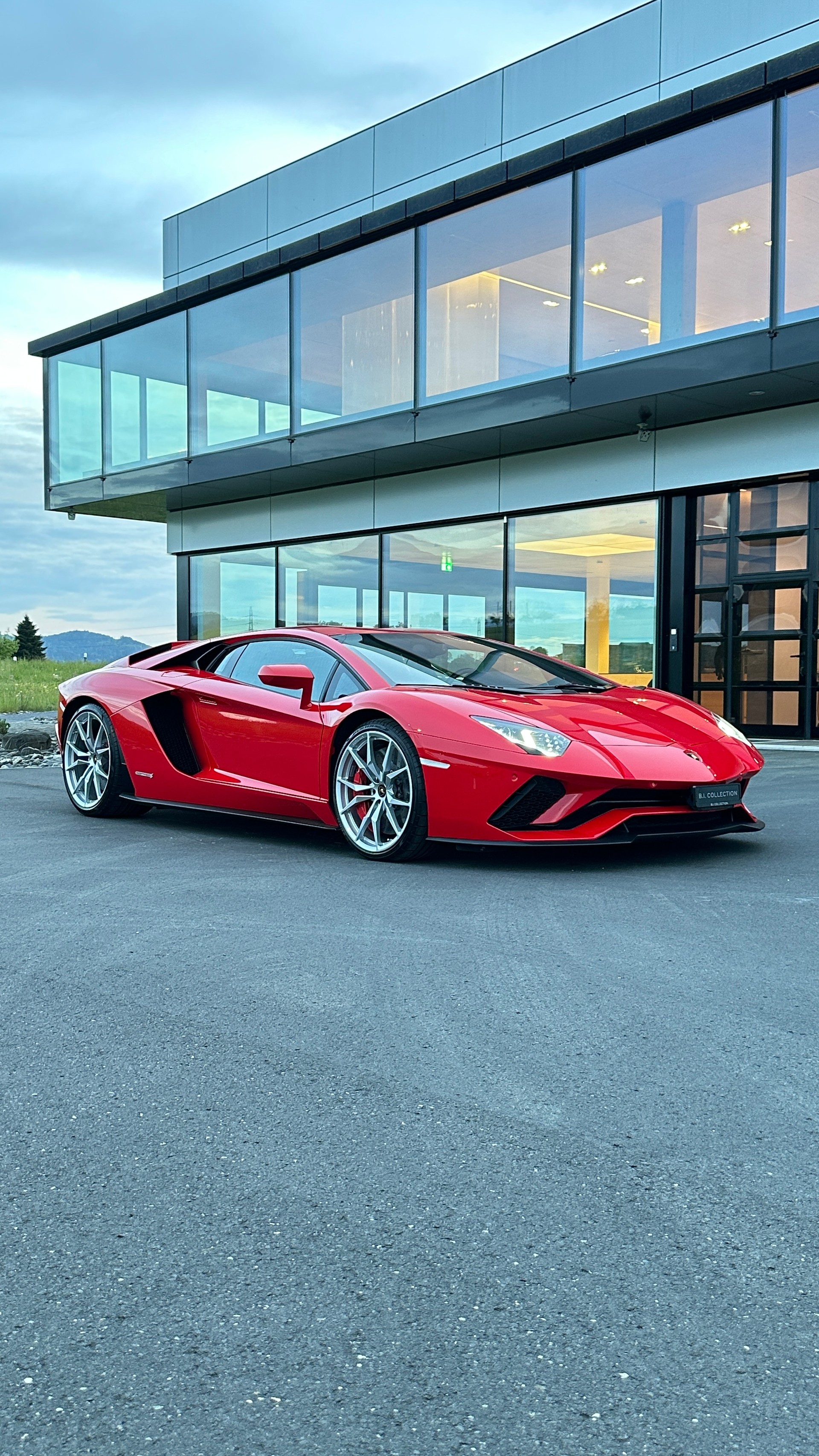 LAMBORGHINI Aventador S LP740-4 Coupé E-Gear-image-8