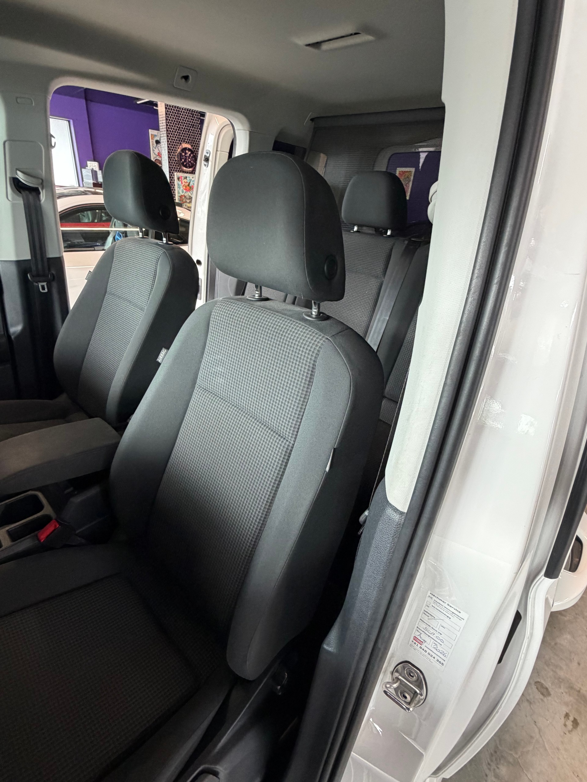 VW Caddy Kombi 2.0TDI DSG Move-image-10