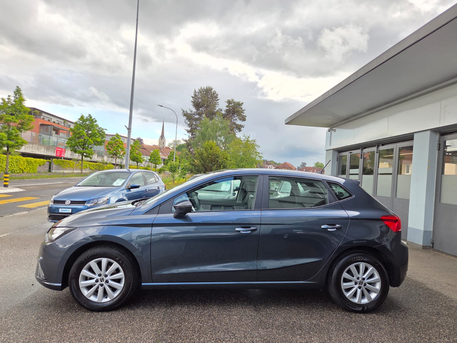 SEAT Ibiza 1.0 EcoTSI Reference-image-1