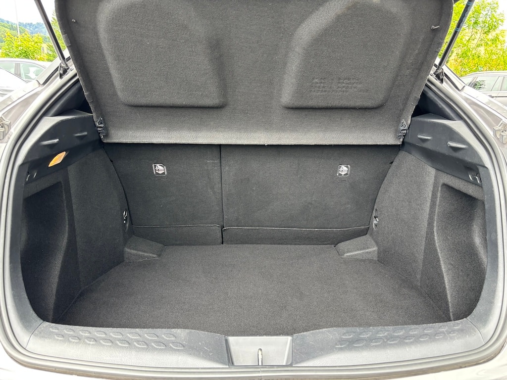 TOYOTA C-HR 1.8 HSD Premium CVT-image-14