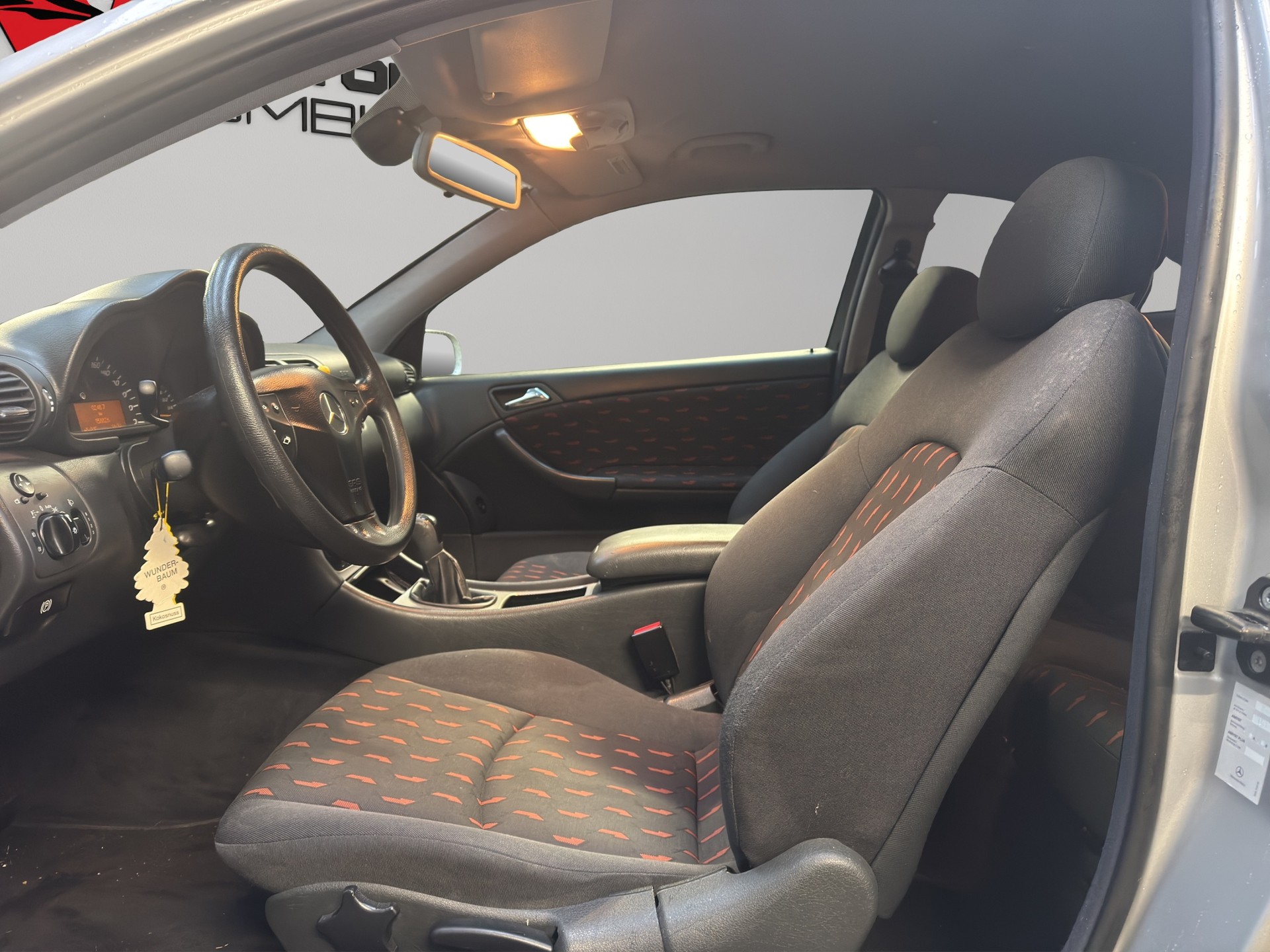MERCEDES-BENZ C 230 Kompressor-image-10