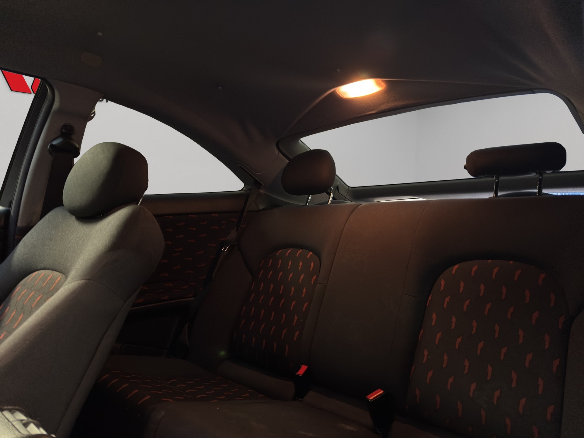 MERCEDES-BENZ C 230 Kompressor-image-9
