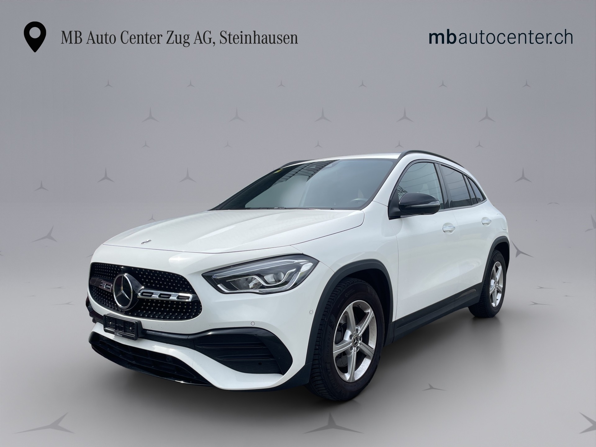 MERCEDES-BENZ GLA 200 AMG Line-image-0