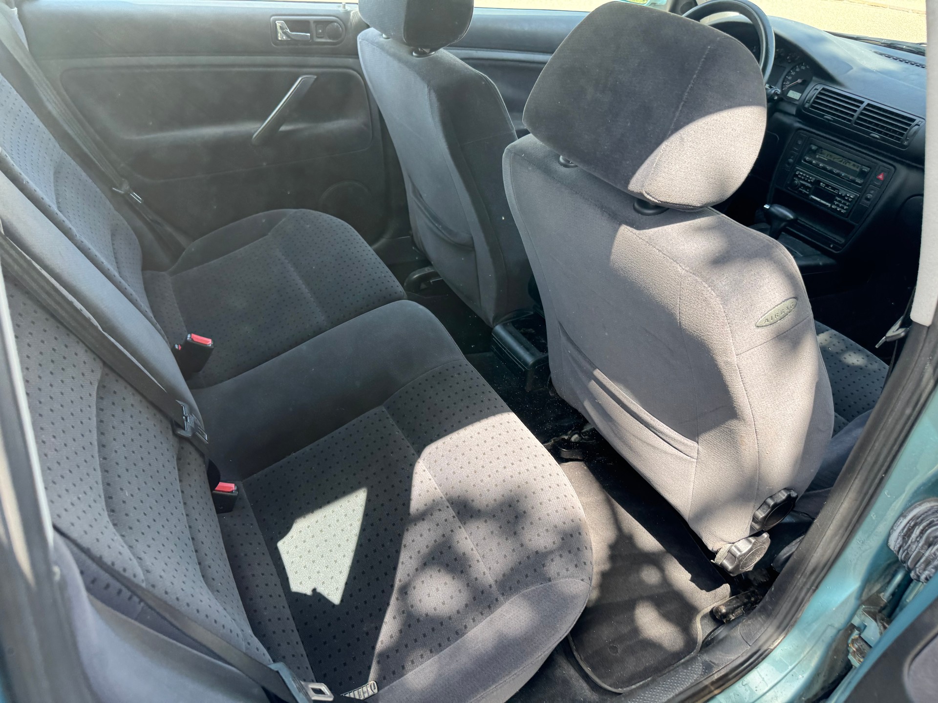 VW Passat Variant 1.8 T Comfortline-image-9