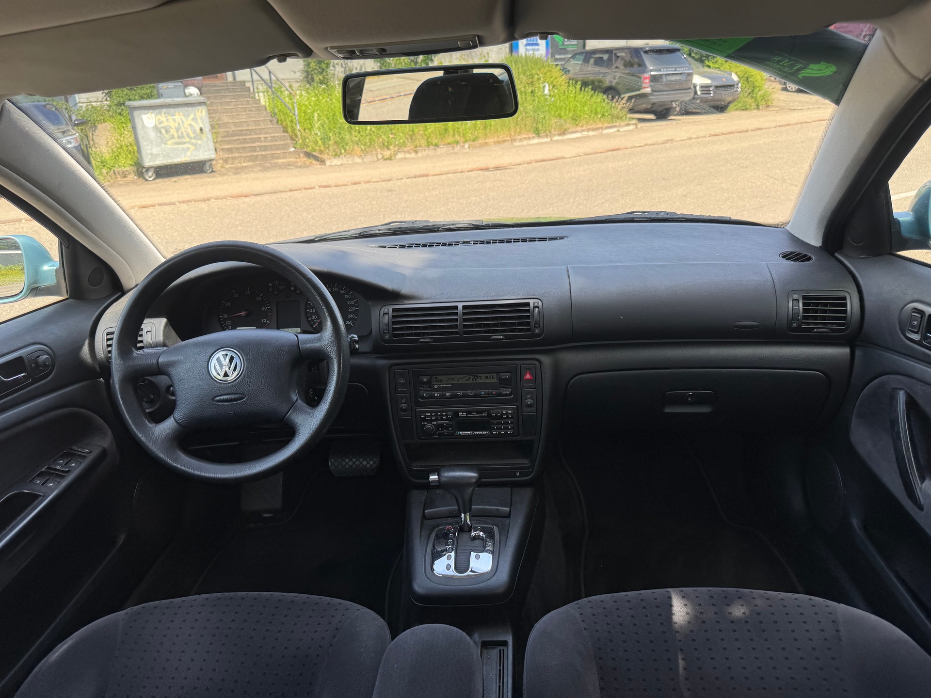 VW Passat Variant 1.8 T Comfortline-image-8