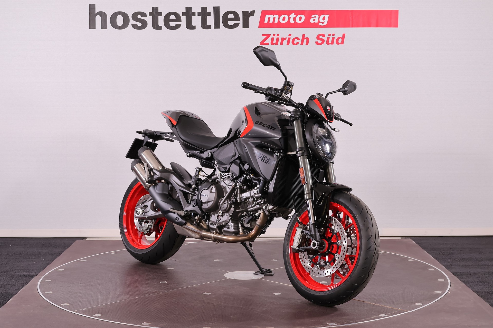 DUCATI Monster +-image-2