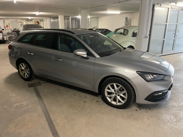 SEAT Leon ST 2.0 TDI EVO DSG 4Drive Style-image-1