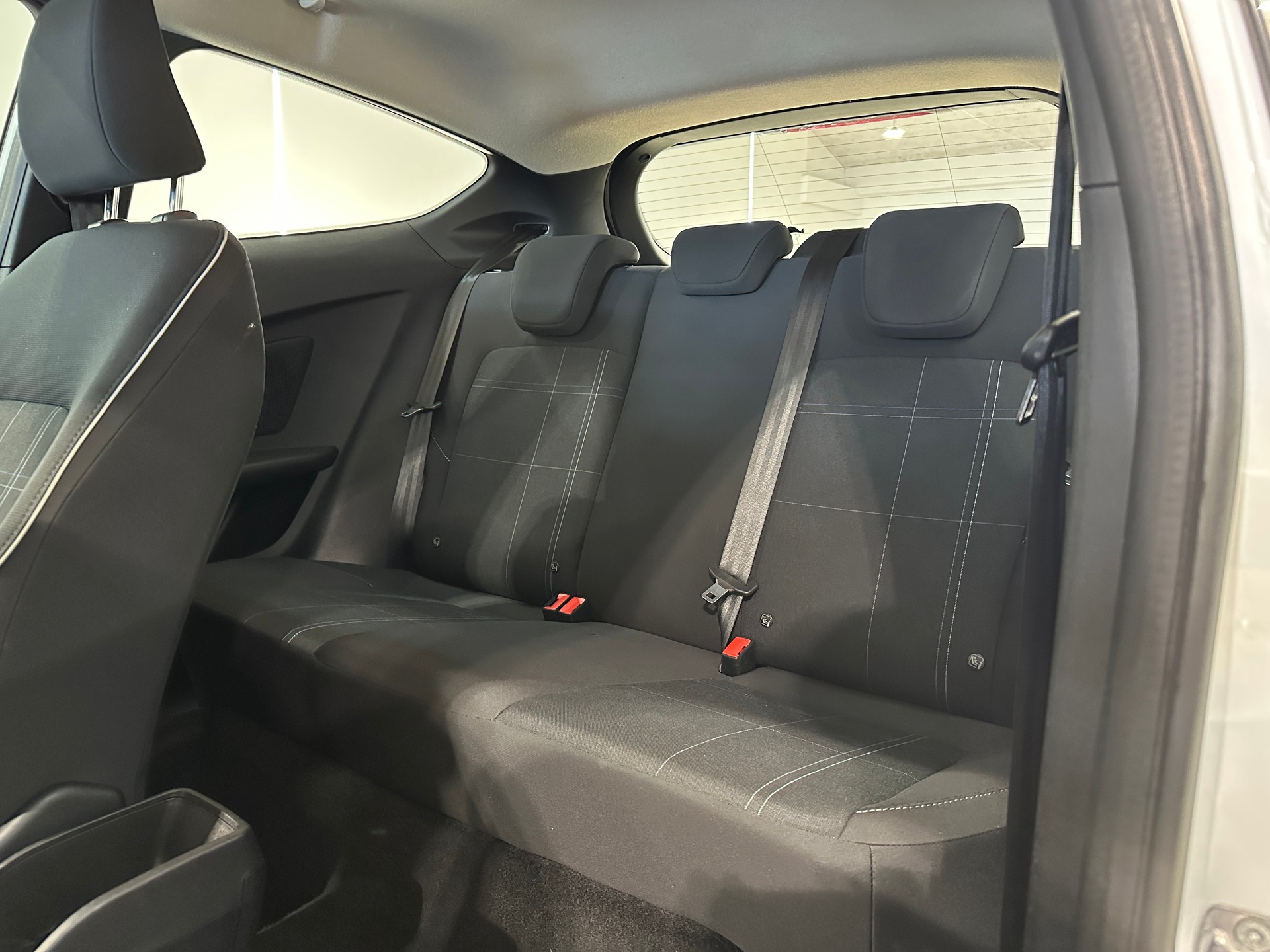FORD Fiesta 1.0 SCTi Business-image-12