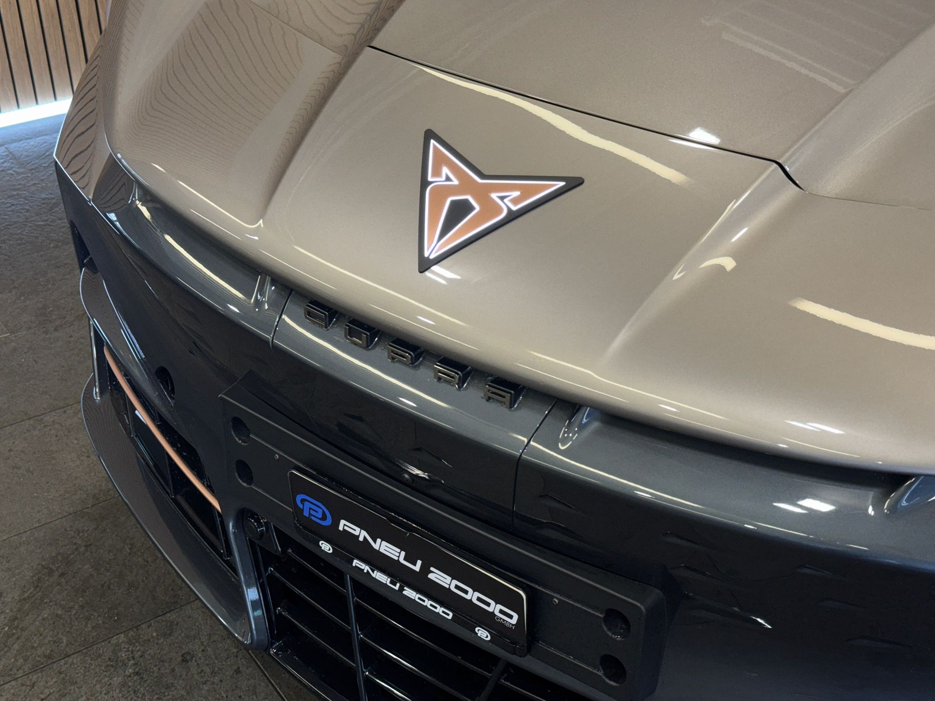 CUPRA Tavascan Type 9 77 kWh Adrenaline * Atacama Desert*-showroom-element-2