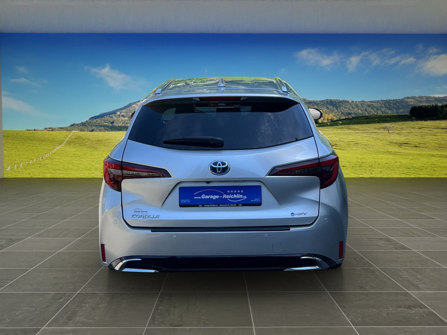 TOYOTA Corolla Touring Sports 2.0 HSD Trend-showroom-element-3