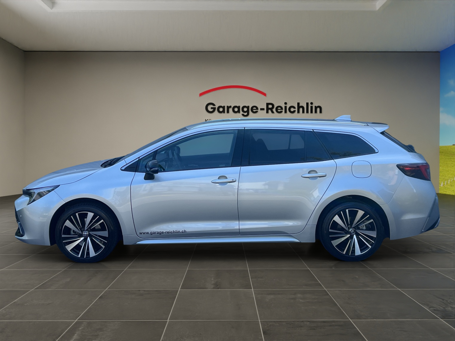 TOYOTA Corolla Touring Sports 2.0 HSD Trend-showroom-element-1