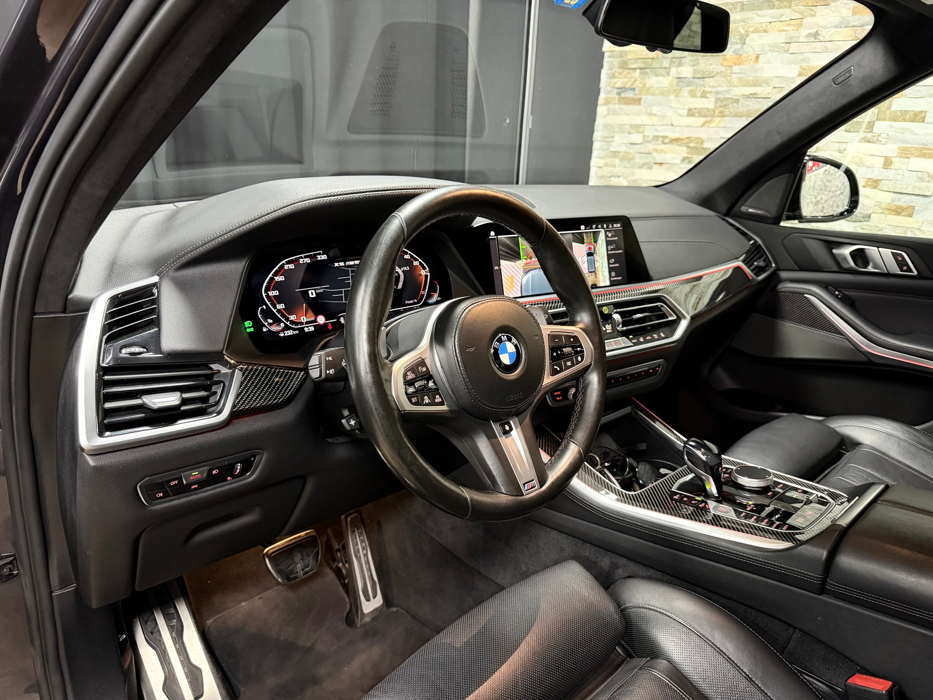 BMW X5 xDrive M50i Steptronic-image-13