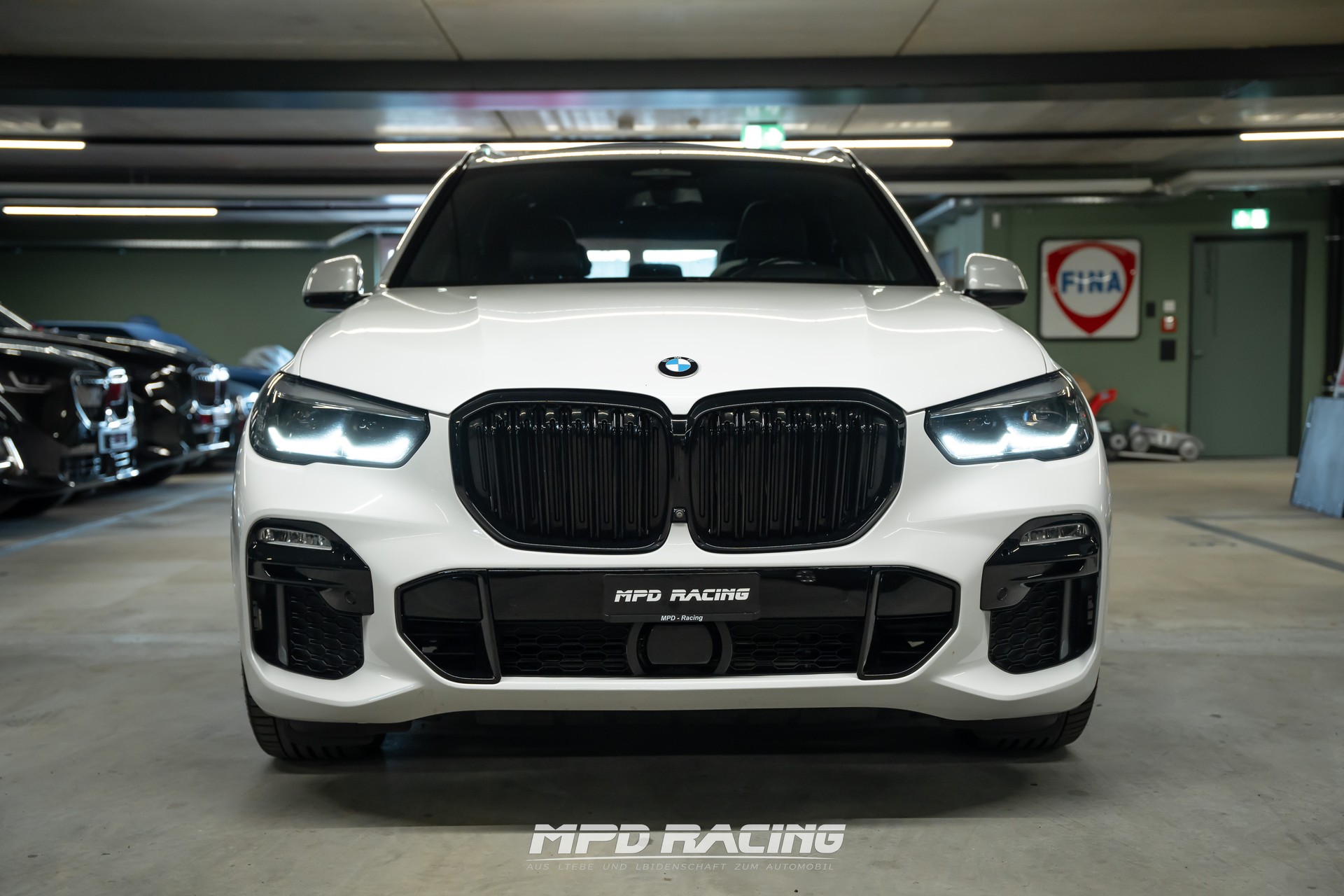 BMW X5 xDrive 30d Steptronic M Sport-showroom-element-1