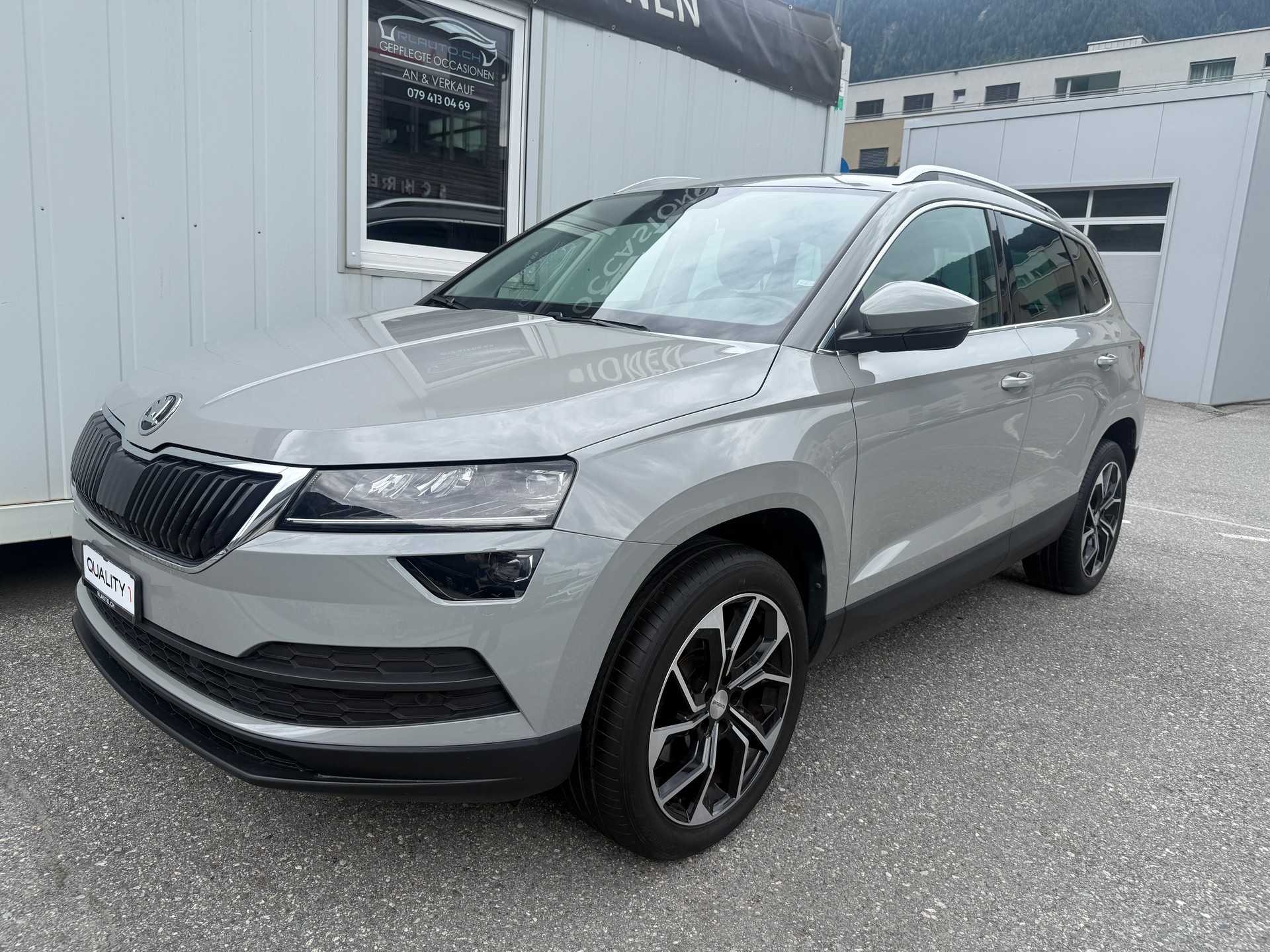 SKODA Karoq 2.0 TDI CR Ambition 4x4 DSG-image-8