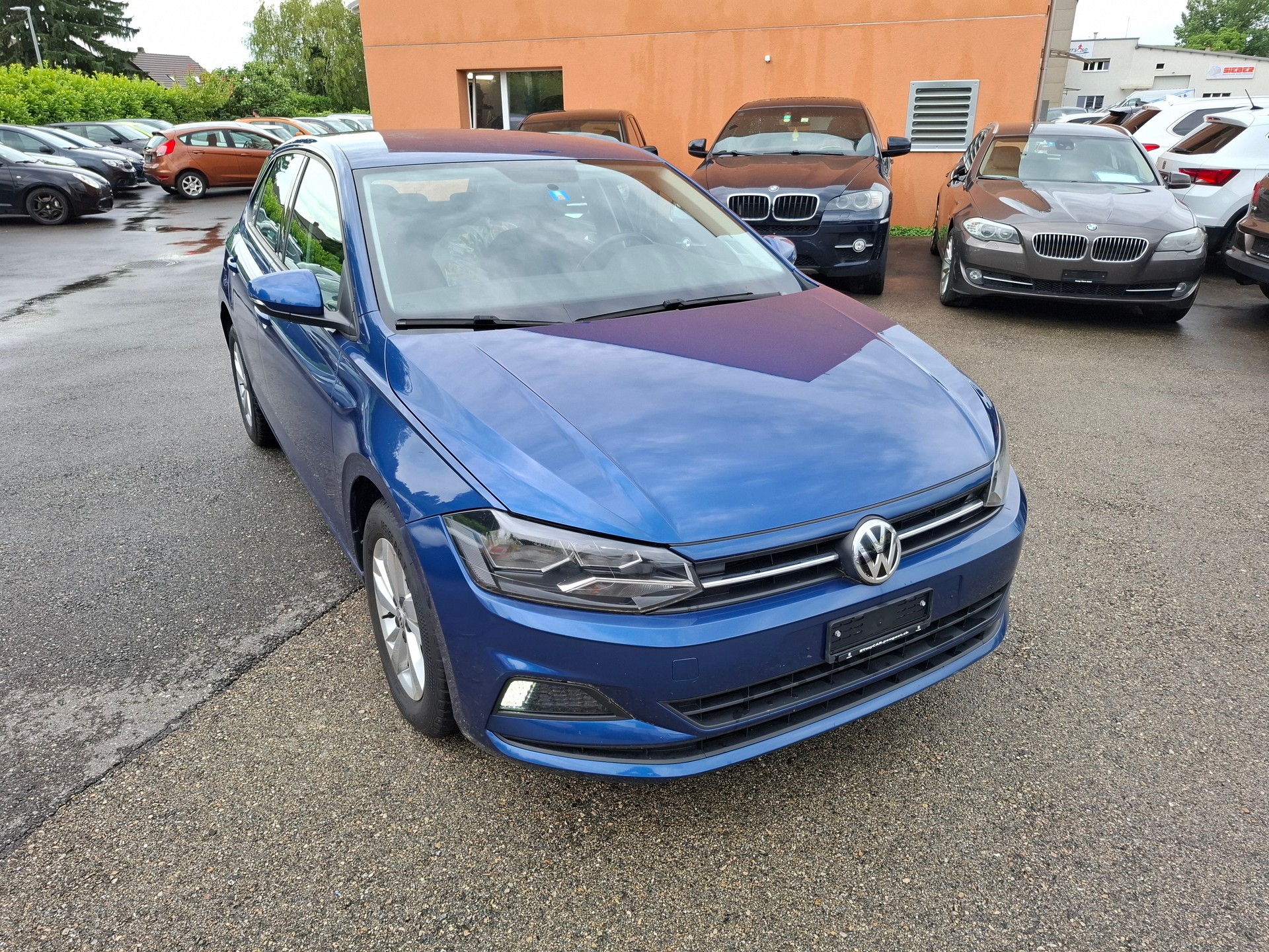 VW Polo 1.0 TSI BMT Trendline-image-2