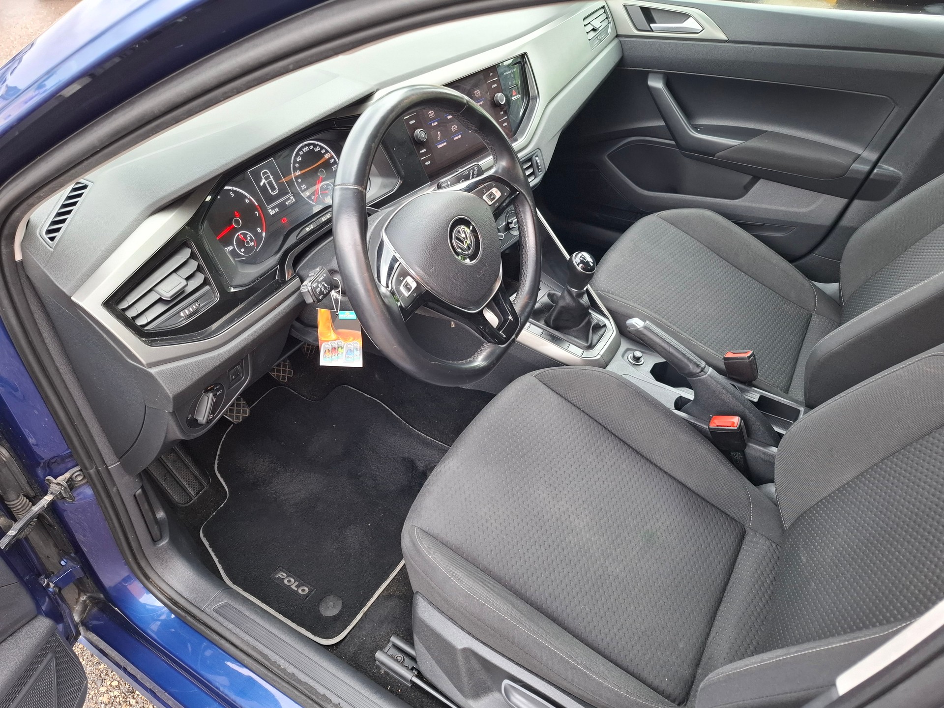 VW Polo 1.0 TSI BMT Trendline-image-7