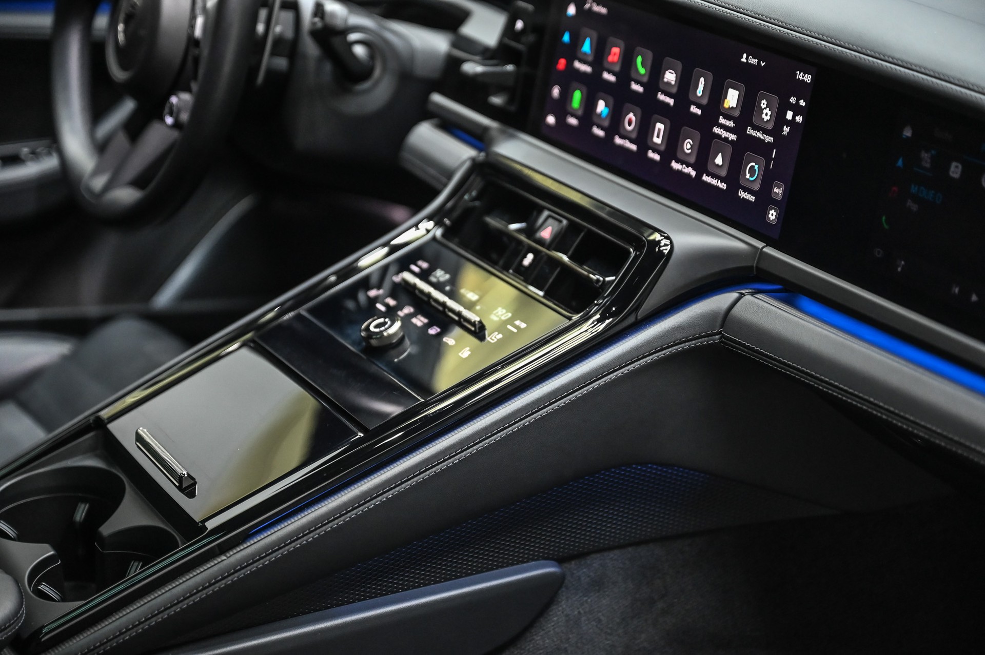 PORSCHE Panamera Turbo E-Hybrid-image-33