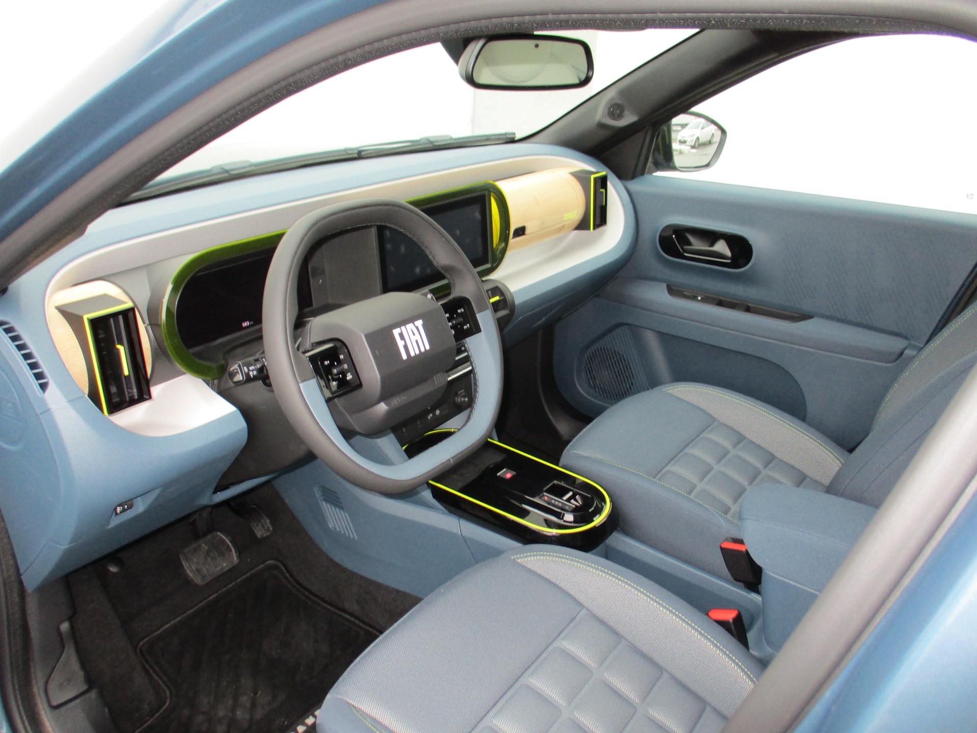 FIAT Grande Panda 1.2 MHEV La Prima-image-5