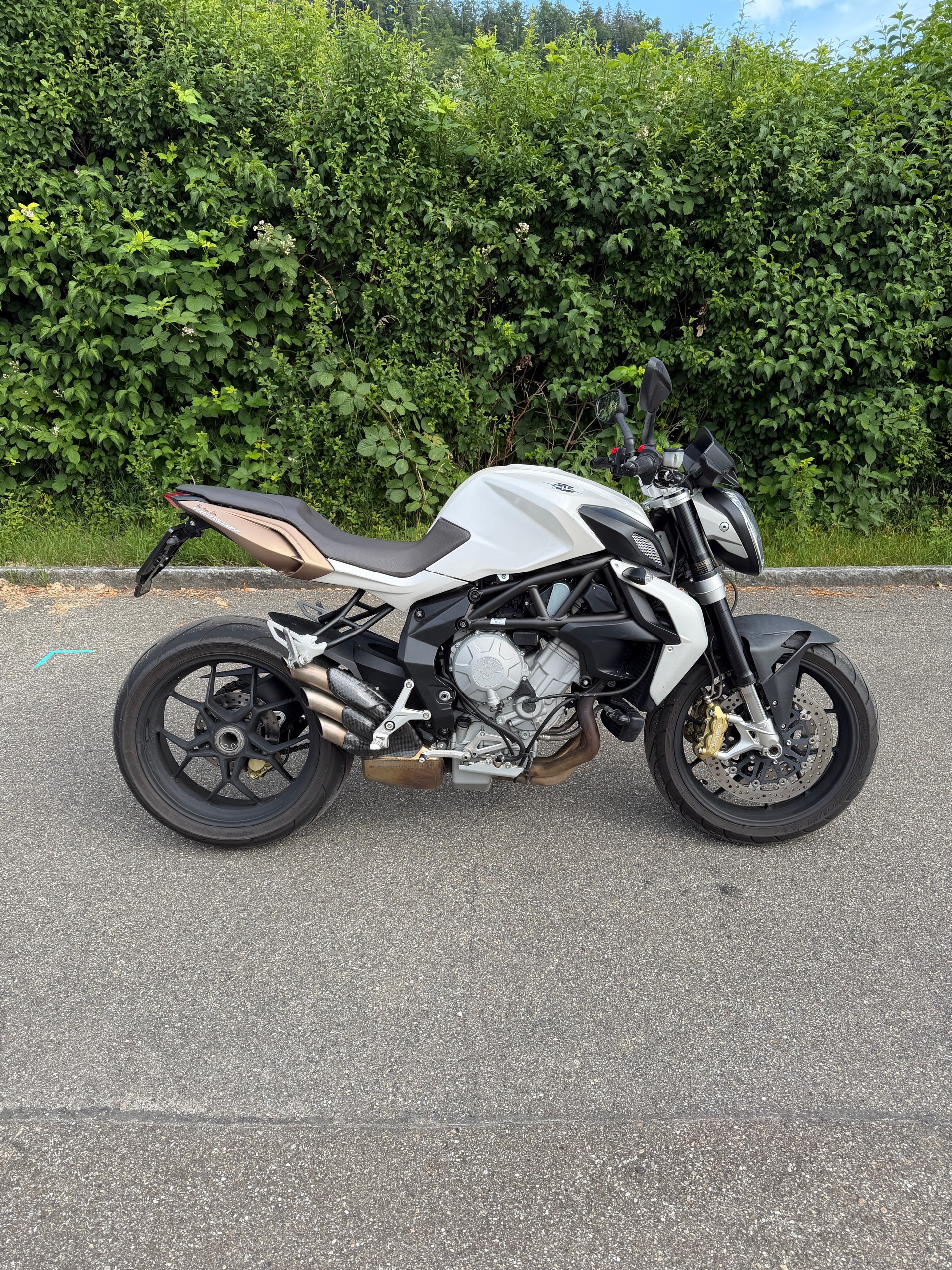 MV AGUSTA B3 Brutale 675-image-0