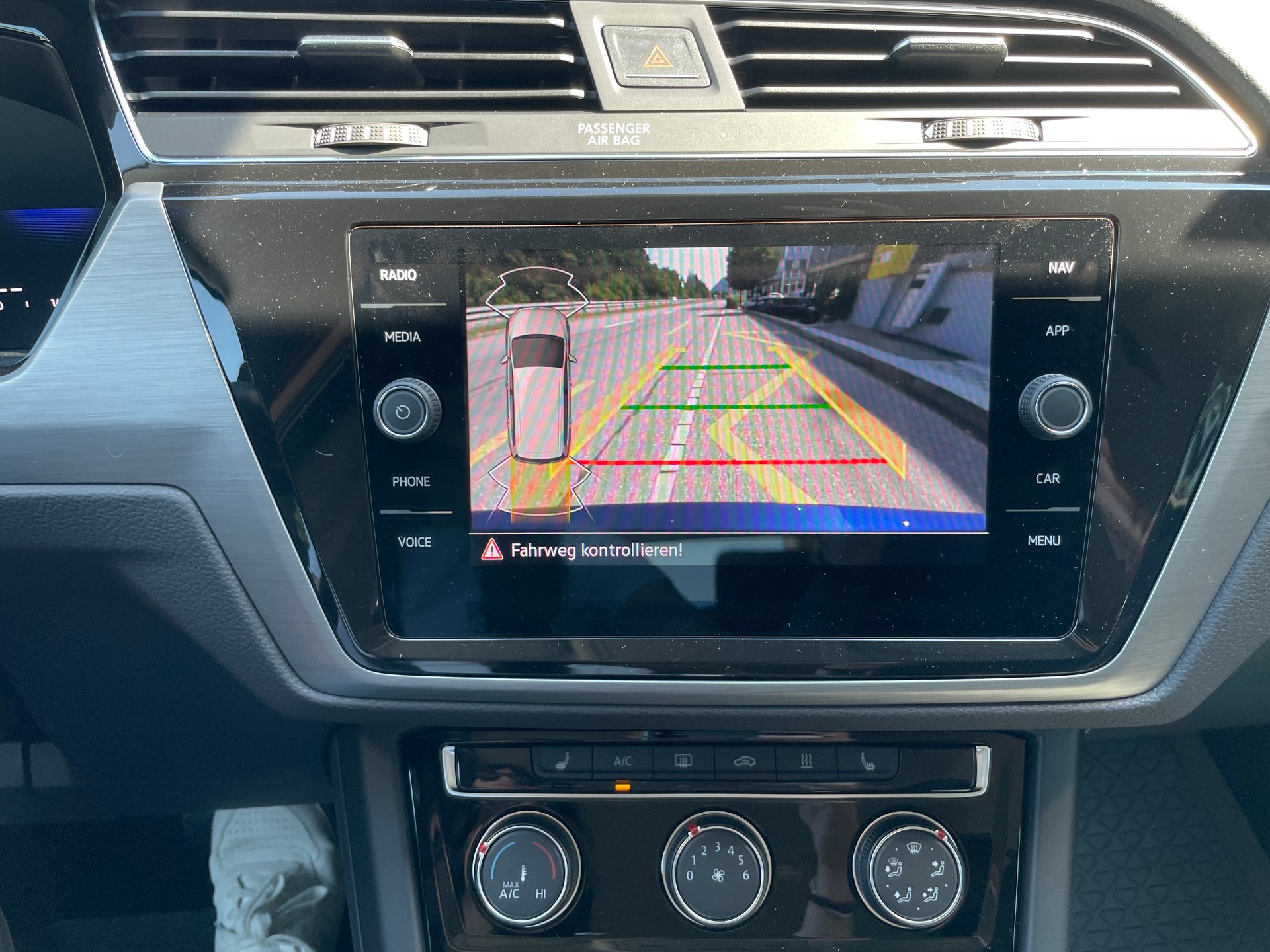 VW Touran 1.5 TSI EVO Comfortline DSG, 7-Sitzer, AHK und Standheizung-image-30