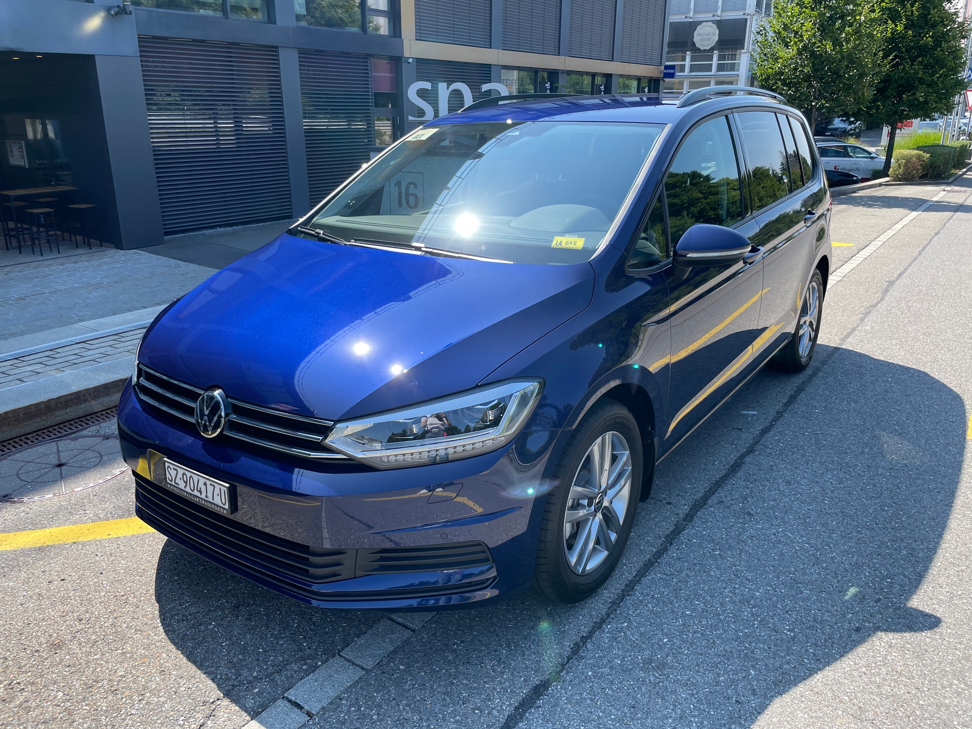 VW Touran 1.5 TSI EVO Comfortline DSG, 7-Sitzer, AHK und Standheizung