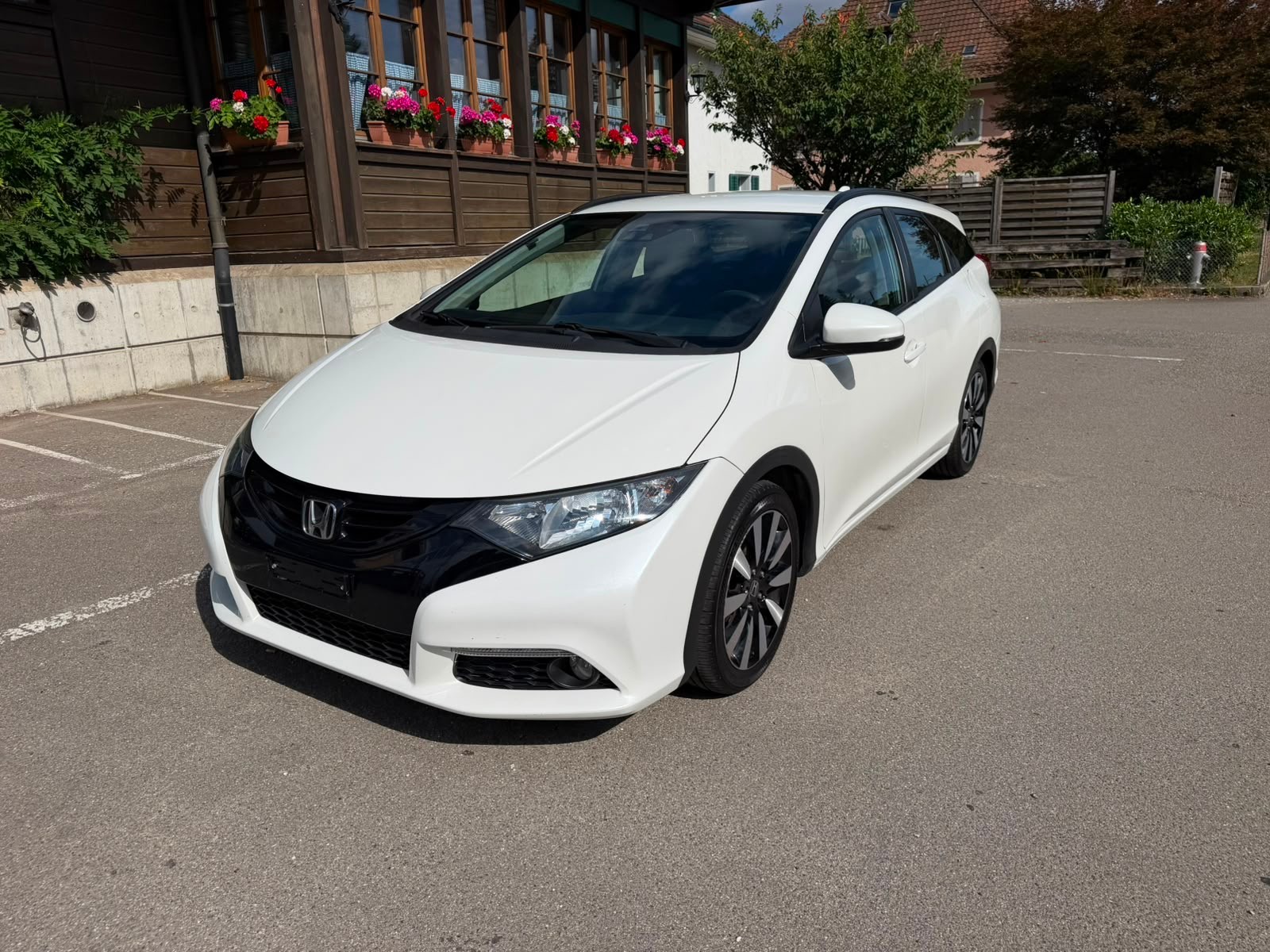 HONDA Civic Tourer 1.6 i-DTEC Sport-showroom-element-1