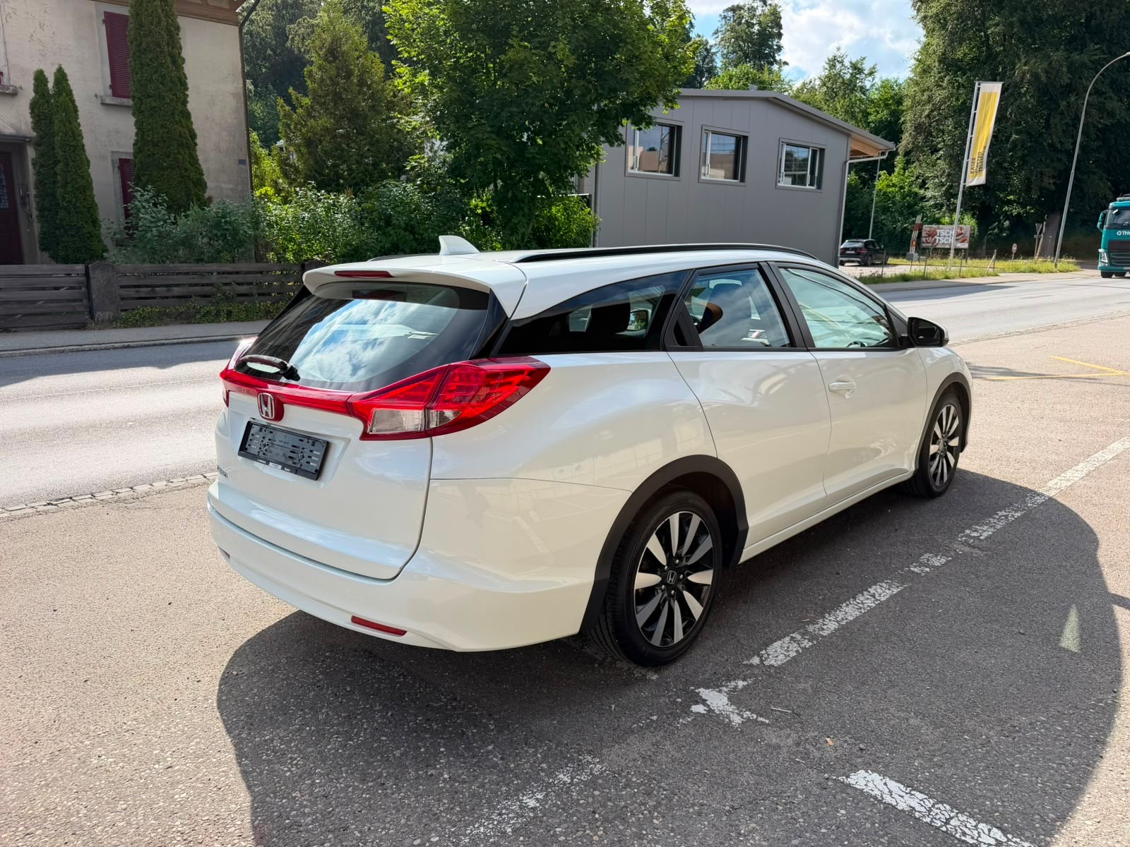 HONDA Civic Tourer 1.6 i-DTEC Sport-showroom-element-3