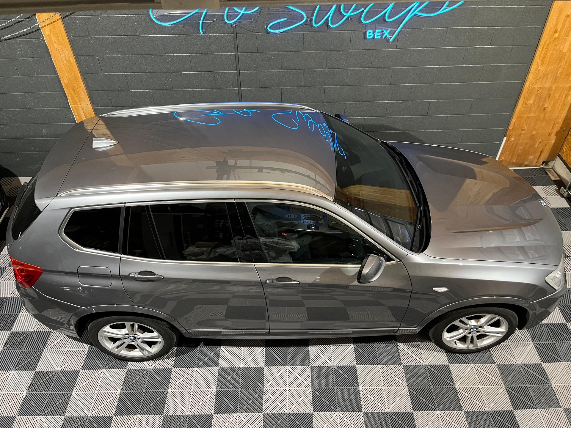 BMW X3 xDrive 35d Steptronic Kit M-showroom-element-1