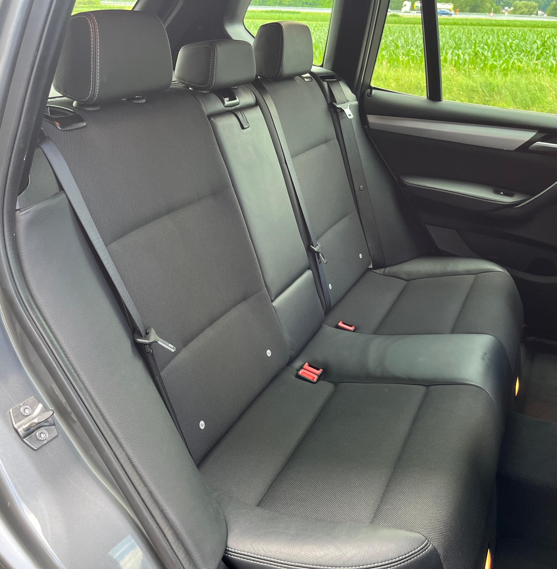 BMW X3 xDrive 35d Steptronic Kit M-image-25