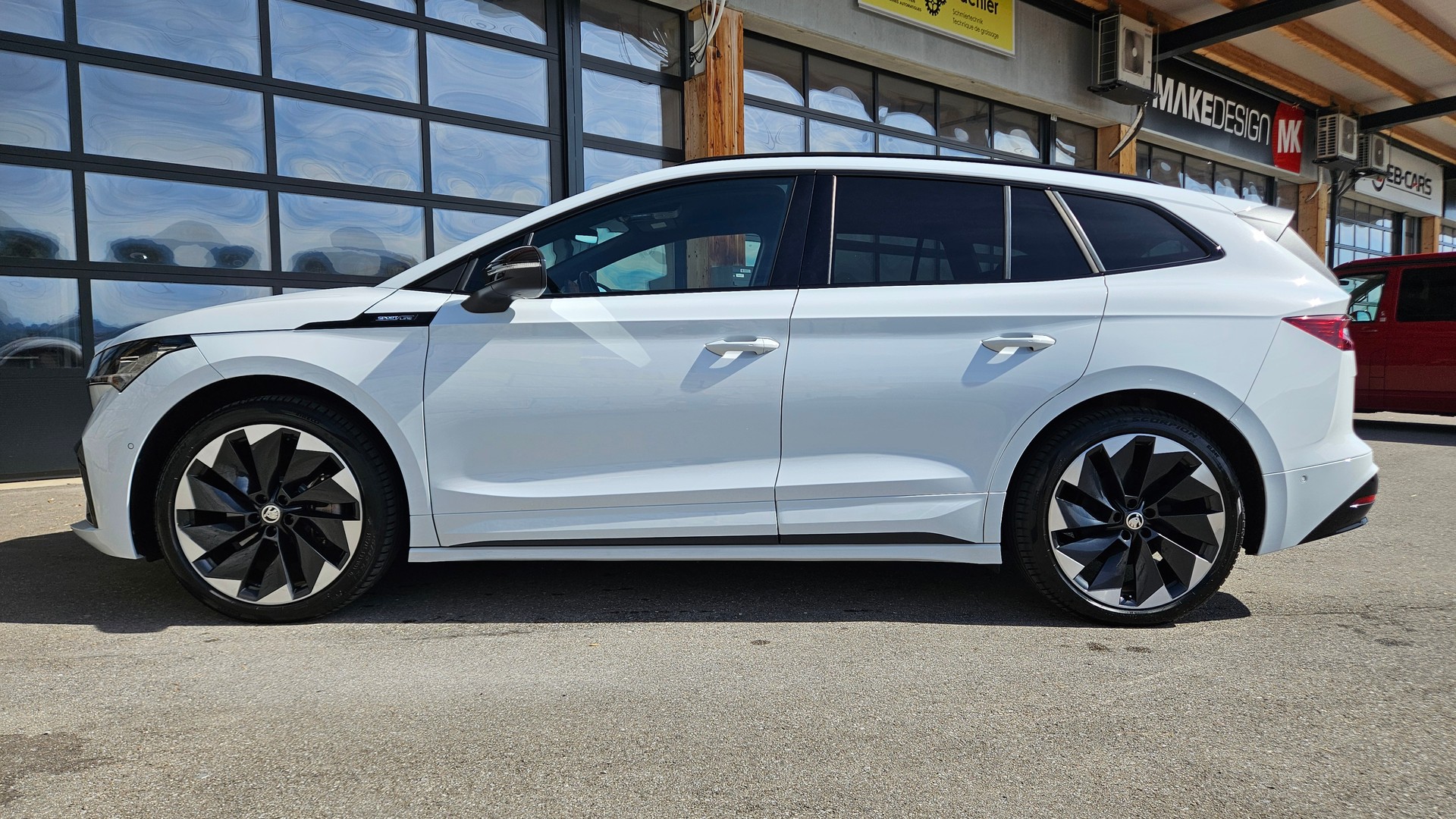 SKODA Enyaq iV 80 SportLine-image-3