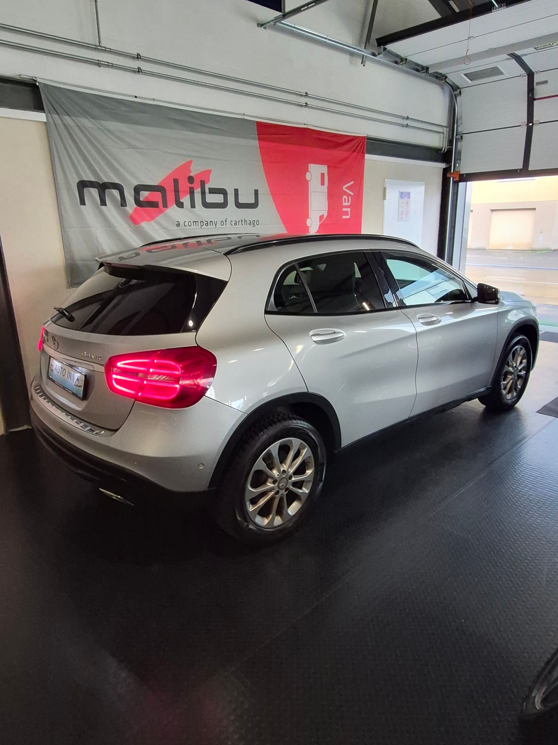 MERCEDES-BENZ GLA 200 CDI Swiss Star Edition 4Matic 7G-DCT-image-1