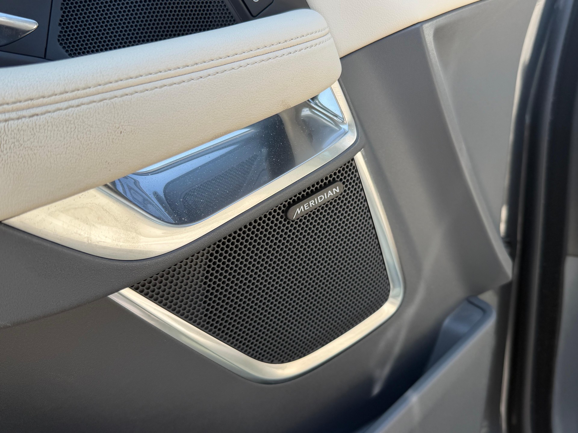 JAGUAR E-Pace 2.0 T 200 SE AWD-image-7