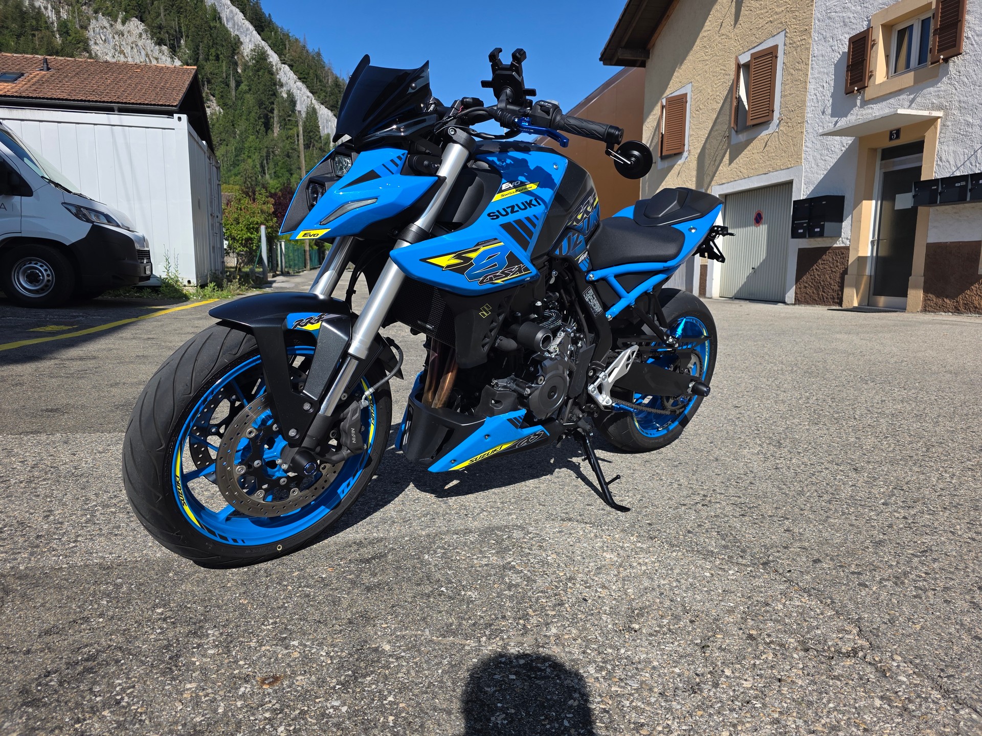 SUZUKI GSX-8S-image-0