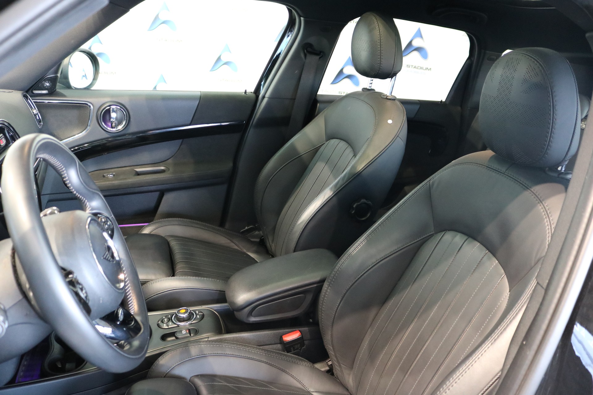 MINI Countryman Cooper S E ALL4 PHEV Steptronic-image-40