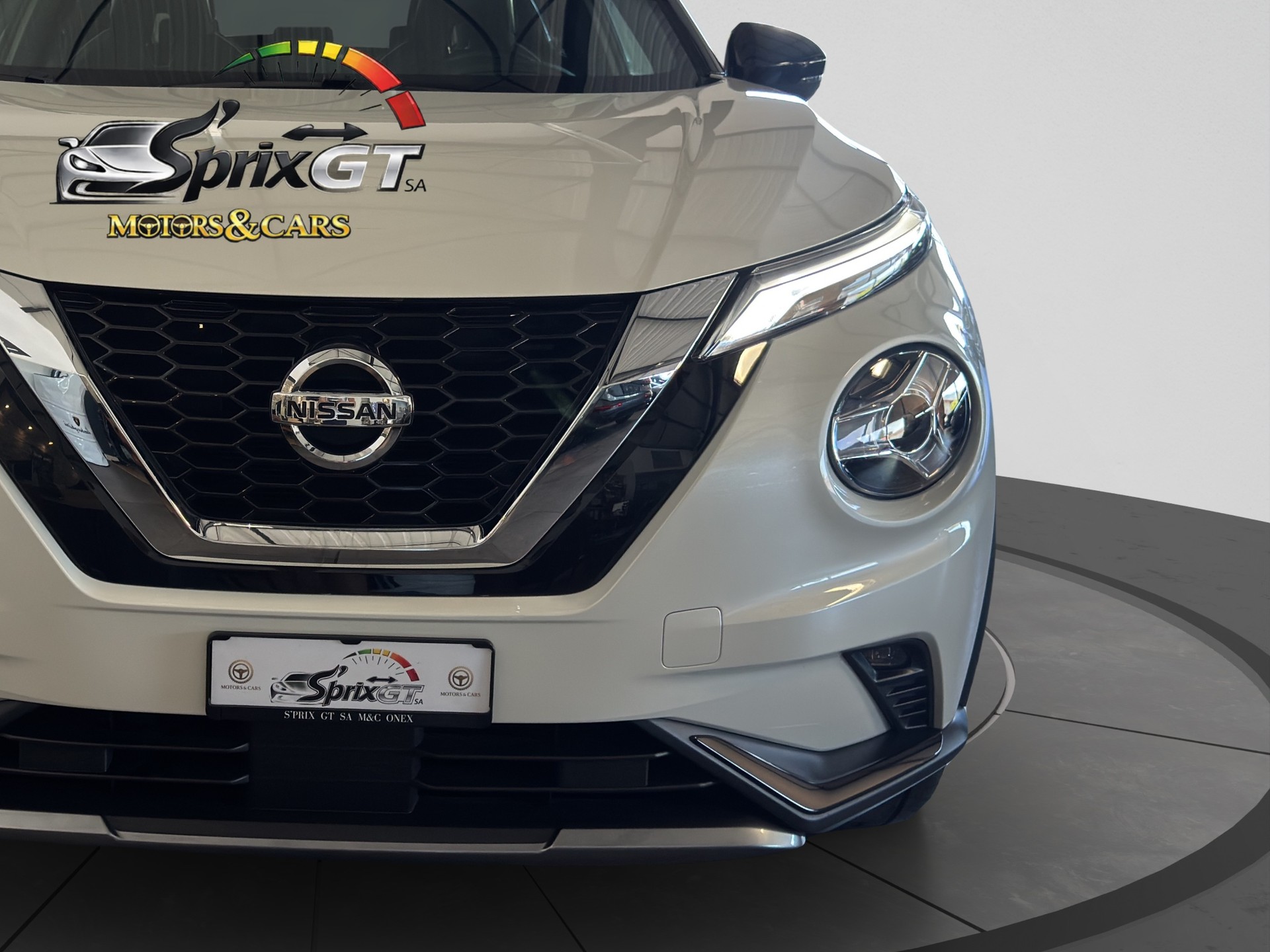 NISSAN Juke 1.0 DIG-T N-Design DCT-image-6