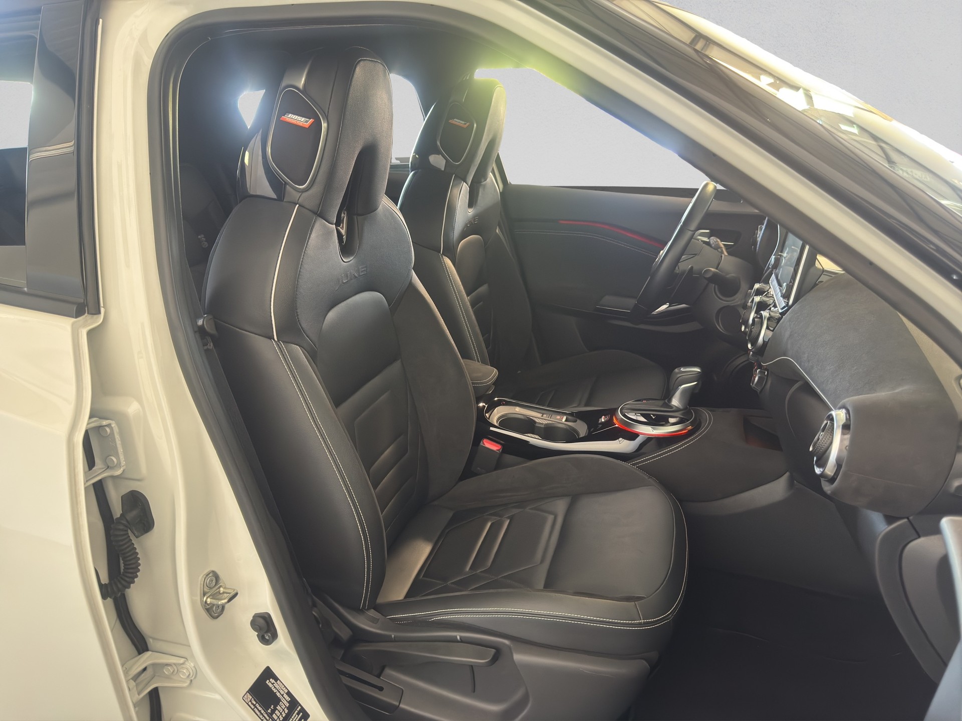 NISSAN Juke 1.0 DIG-T N-Design DCT-image-12