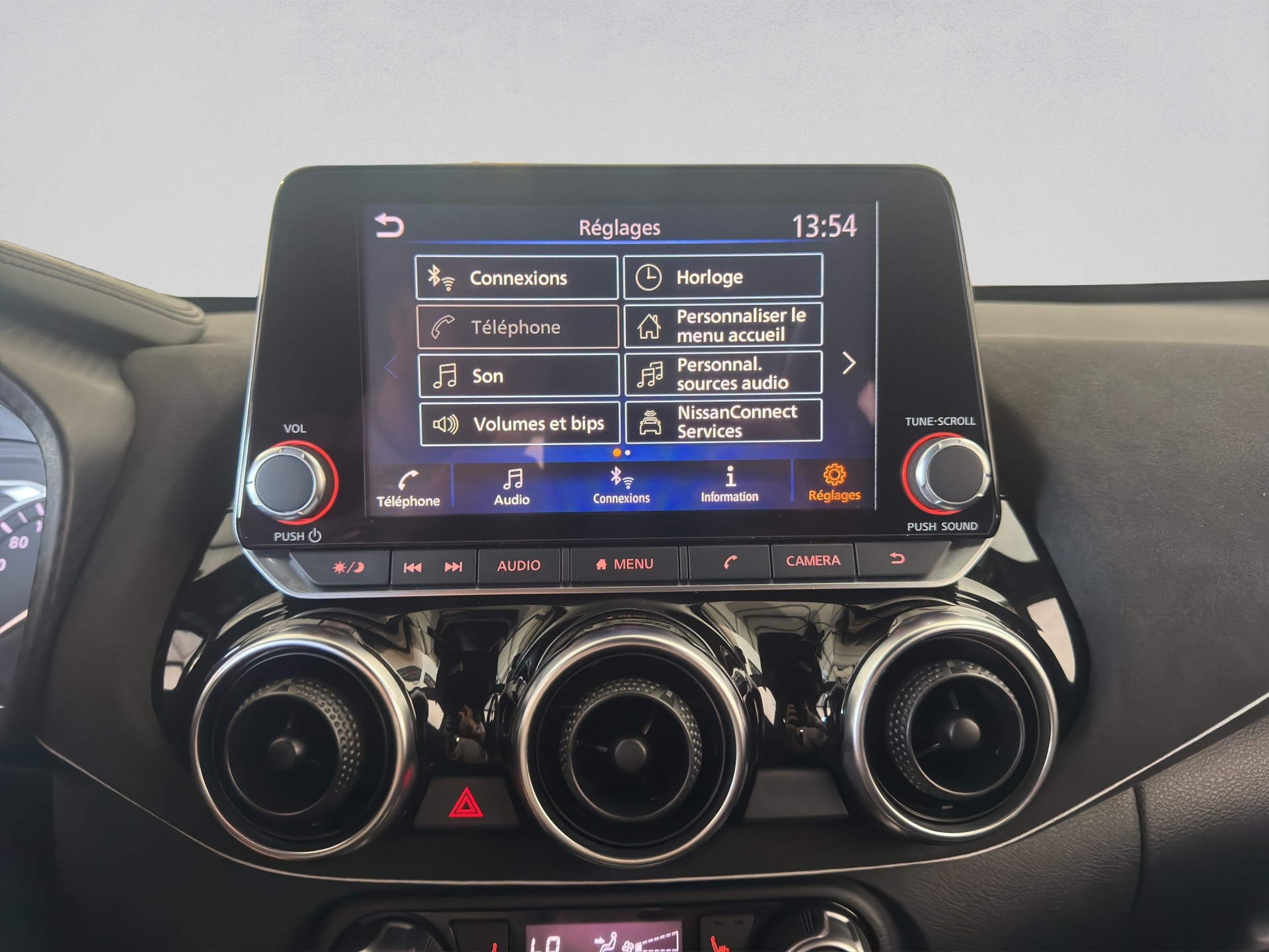 NISSAN Juke 1.0 DIG-T N-Design DCT-image-21