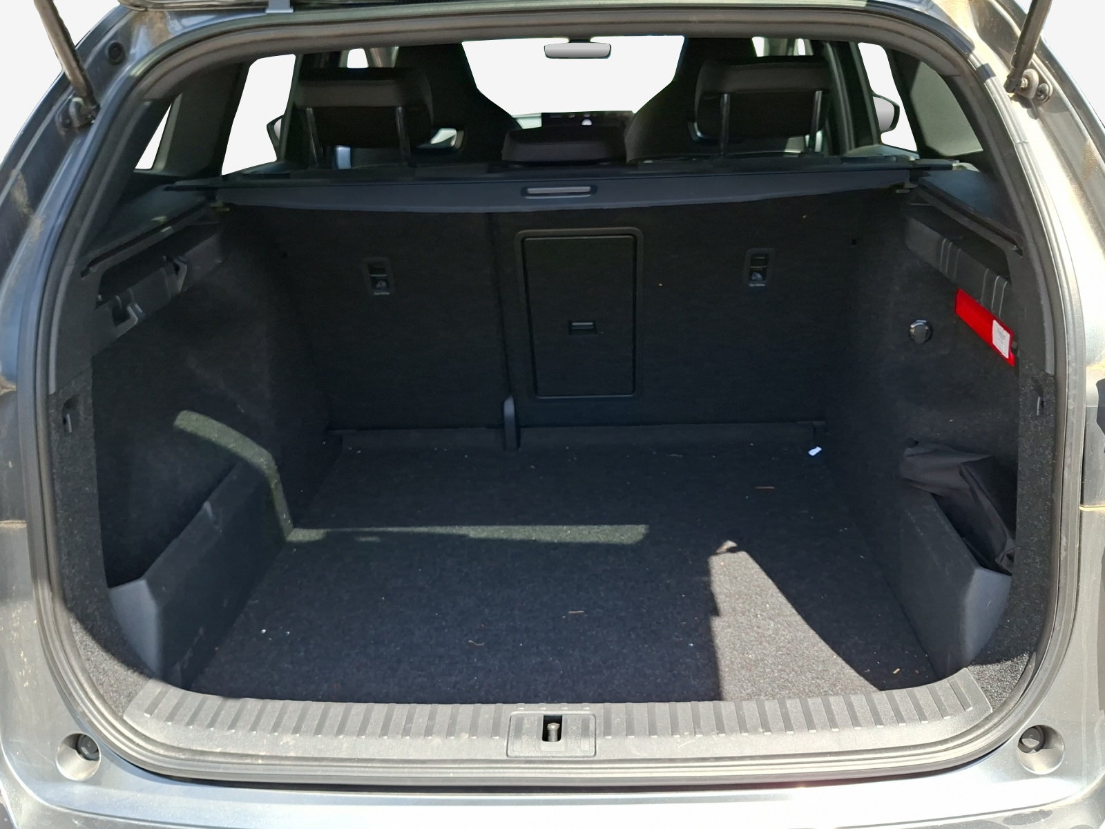 SKODA Enyaq iV 60-image-12