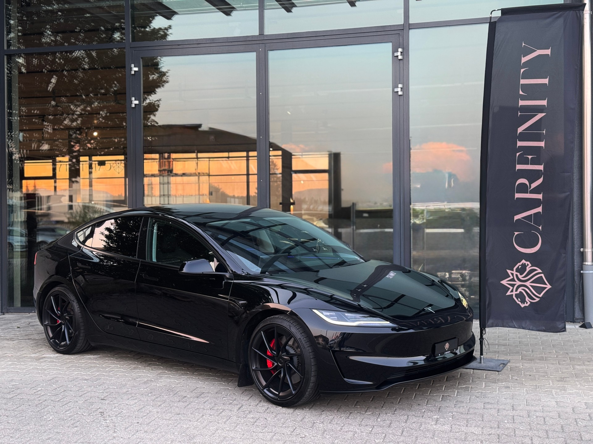 TESLA Model 3 Dual Motor Performance AWD / Highland / HW4
