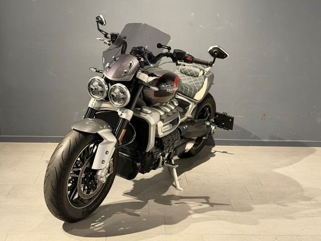 TRIUMPH Rocket 3 GT-showroom-element-2