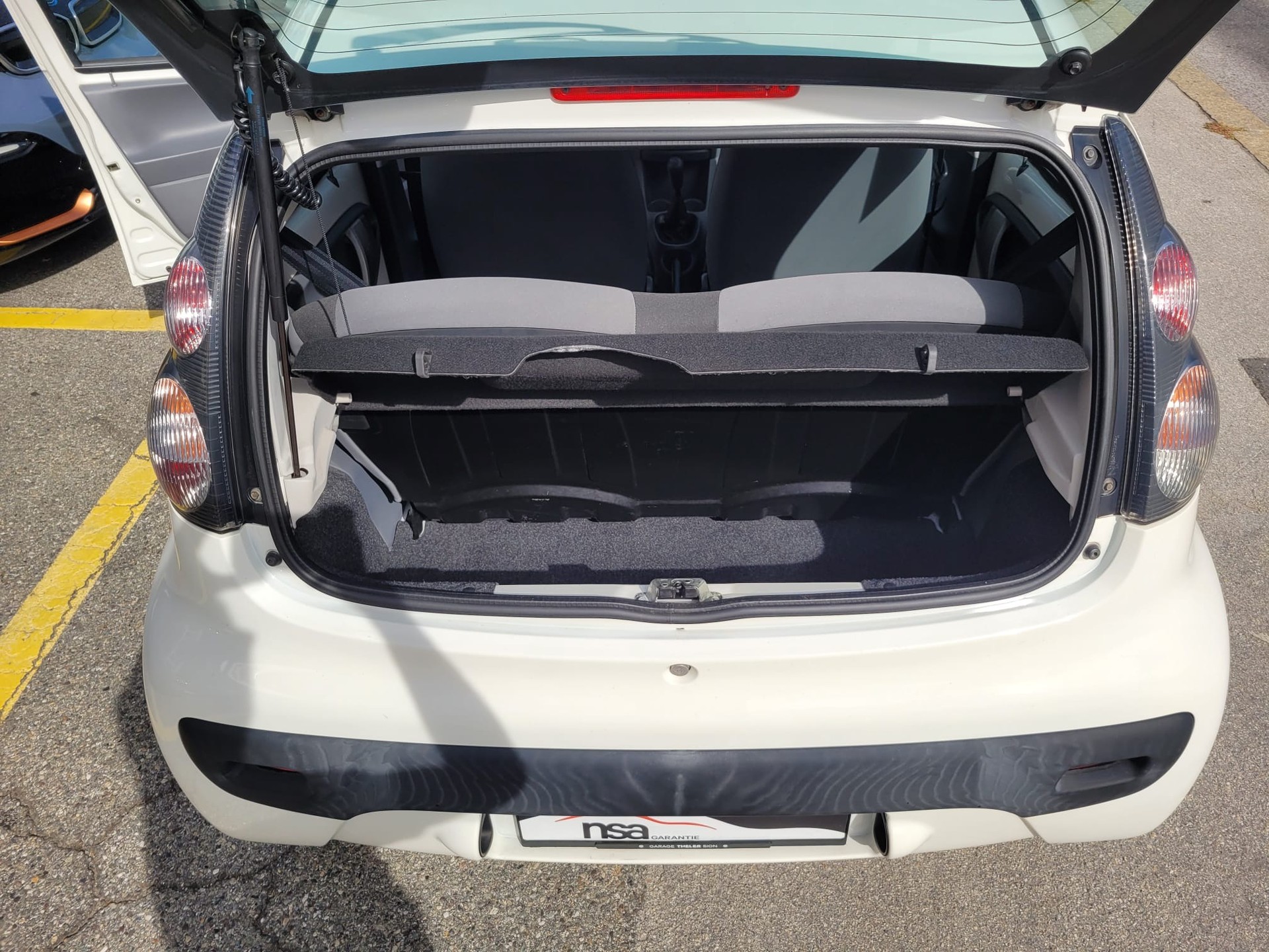 CITROEN C1 1.0i Séduction-image-11