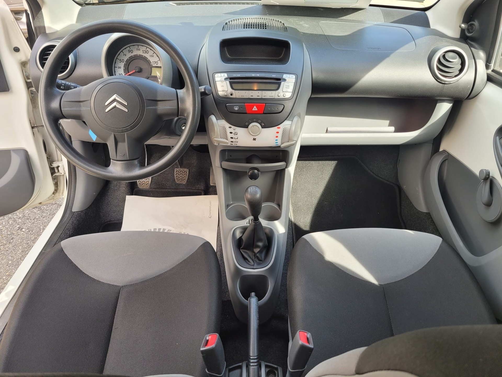 CITROEN C1 1.0i Séduction-image-10