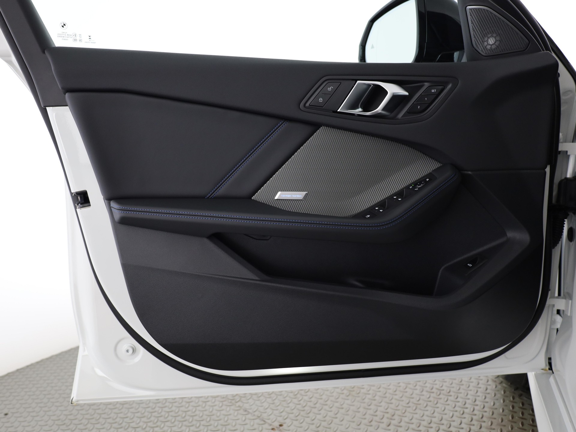 BMW 123 xDrive-image-9