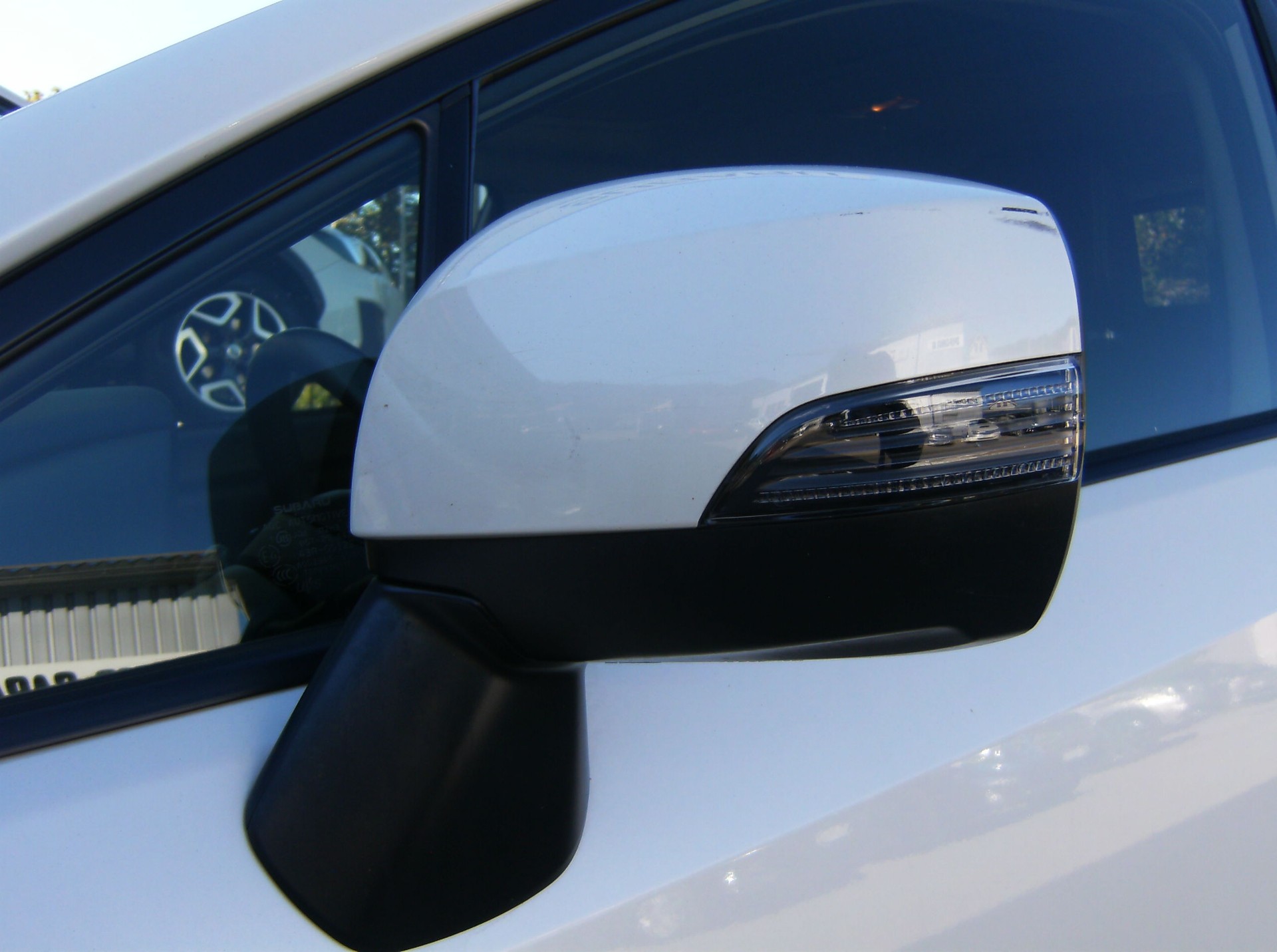 SUBARU XV 2.0 Swiss Three AWD CVT-image-8