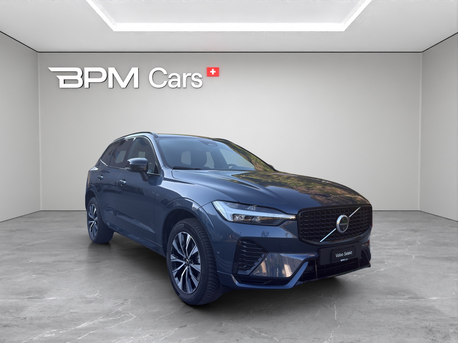 VOLVO XC60 B5 Benzin Mild Hybrid AWD Plus Dark Geartronic-image-5