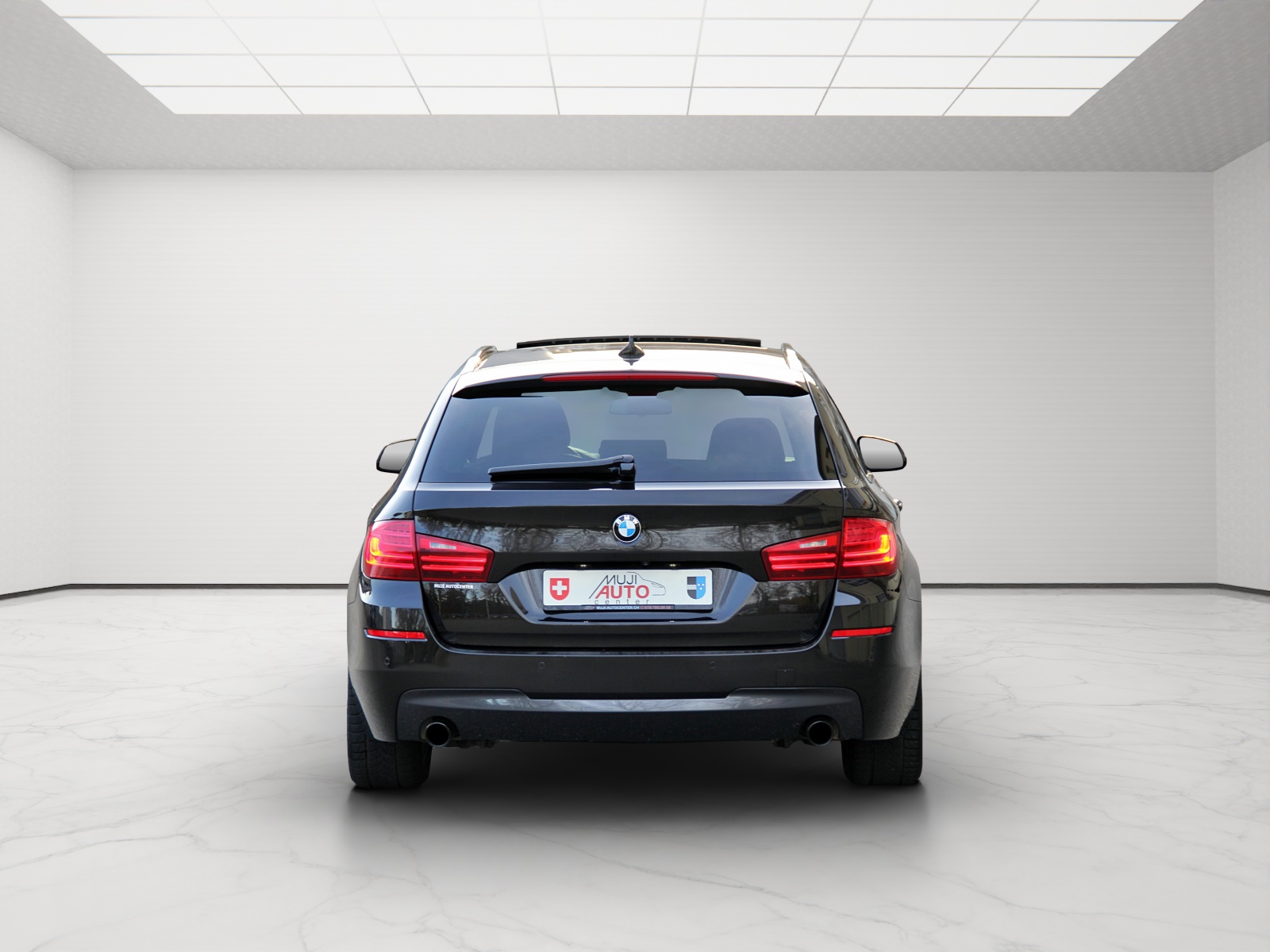 BMW 535d Touring xDrive M-Paket Platinum Sport Edition-showroom-element-3